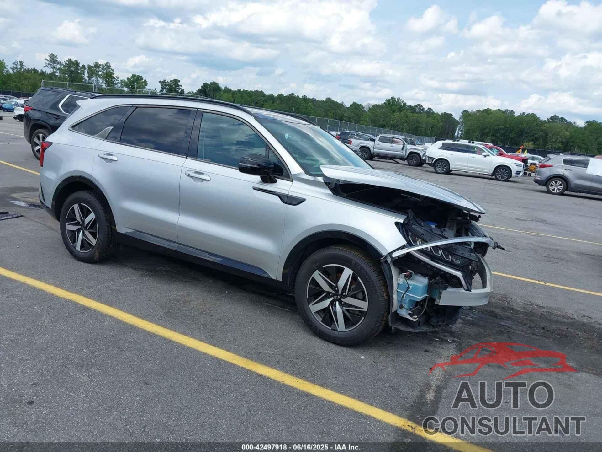 KIA SORENTO 2021 - 5XYRL4LC2MG007625