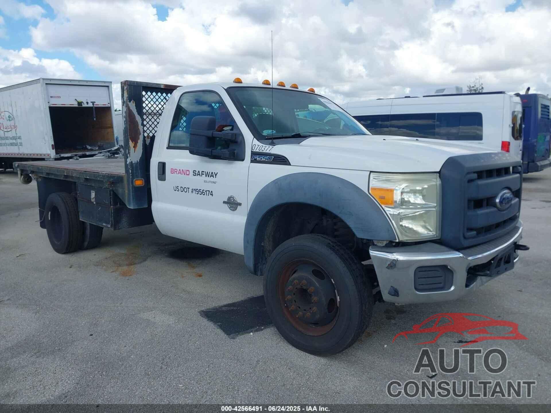 FORD F-550 CHASSIS 2012 - 1FDUF5GTXCEC97519