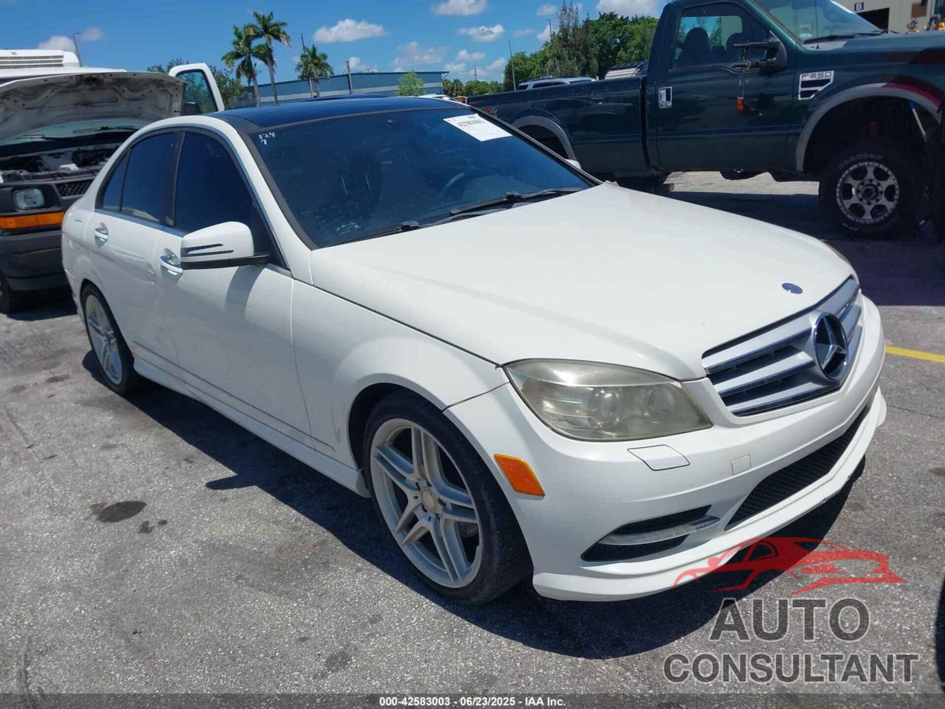 MERCEDES-BENZ C 300 2011 - WDDGF5EB3BA417698