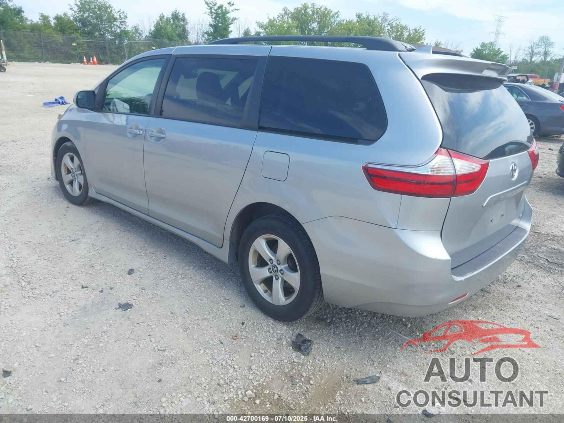 TOYOTA SIENNA 2019 - 5TDKZ3DC3KS006914