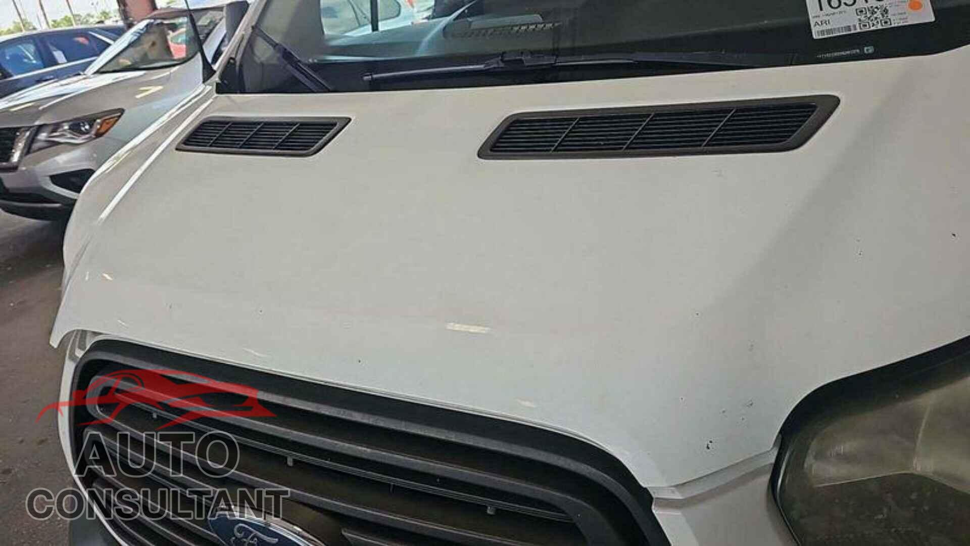 FORD TRANSIT 2017 - 1FTYR2ZM2HKA61375