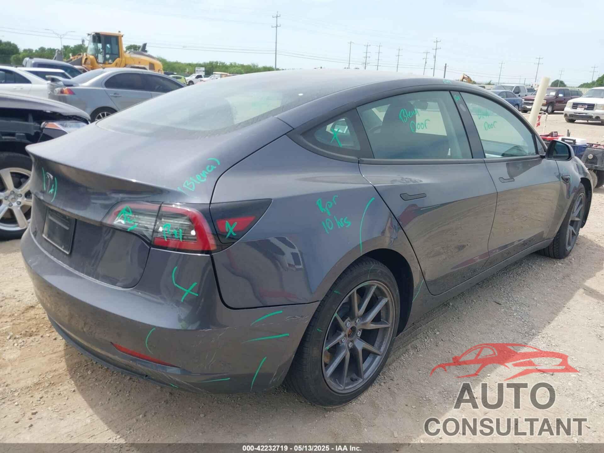TESLA MODEL 3 2023 - 5YJ3E1EA5PF565071
