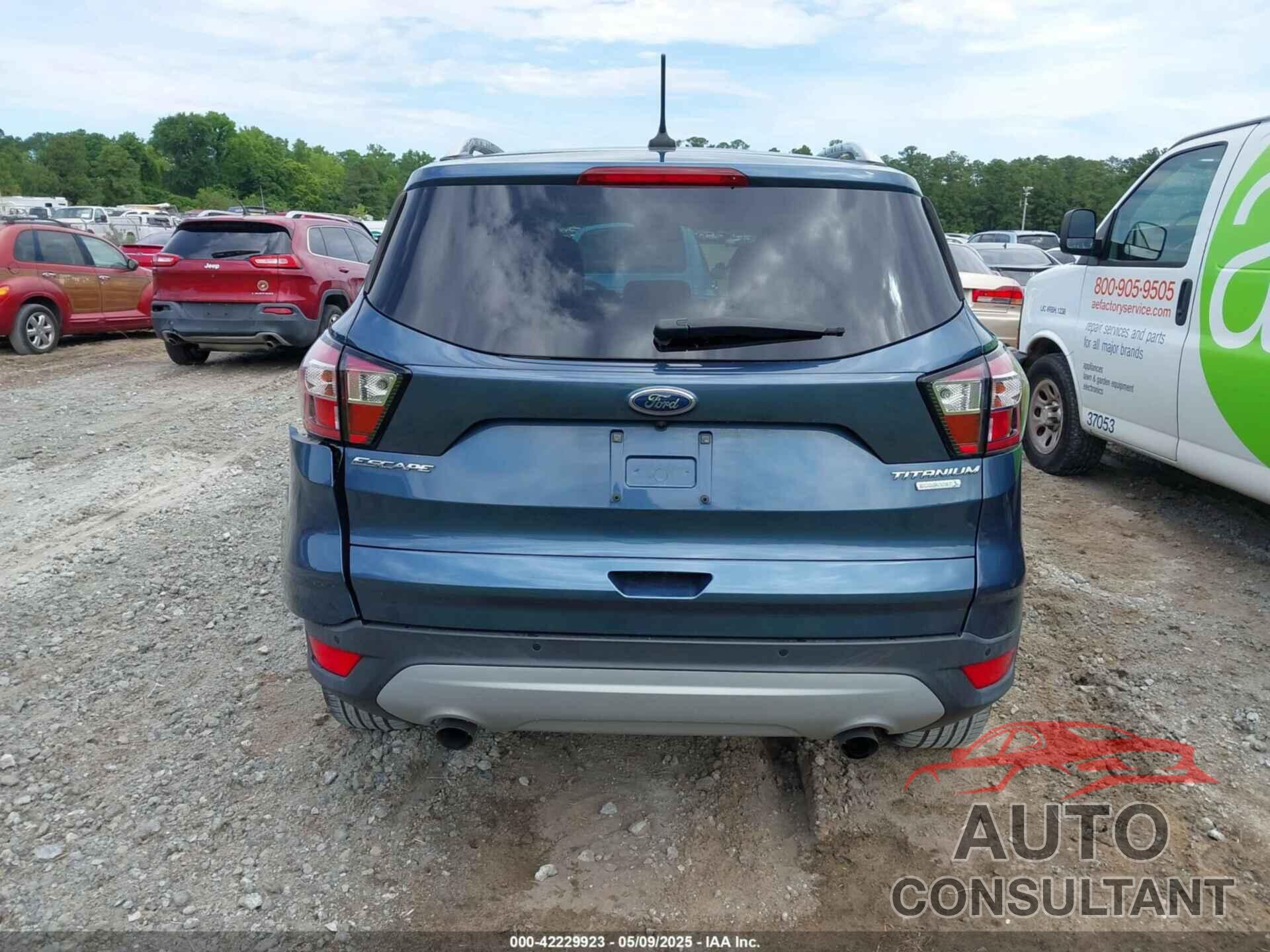 FORD ESCAPE 2018 - 1FMCU0J9XJUA61277