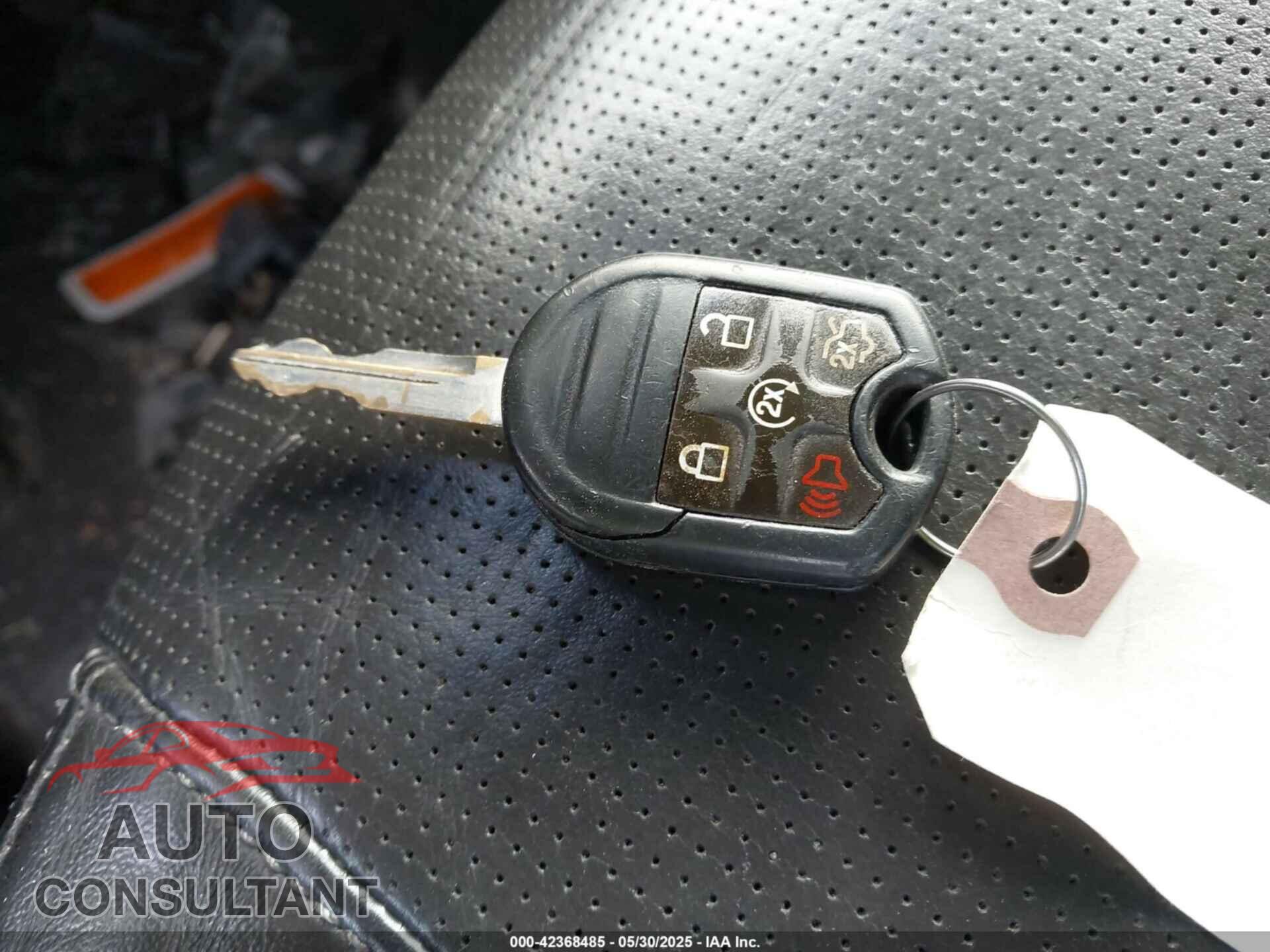 FORD TAURUS 2013 - 1FAHP2F82DG103317