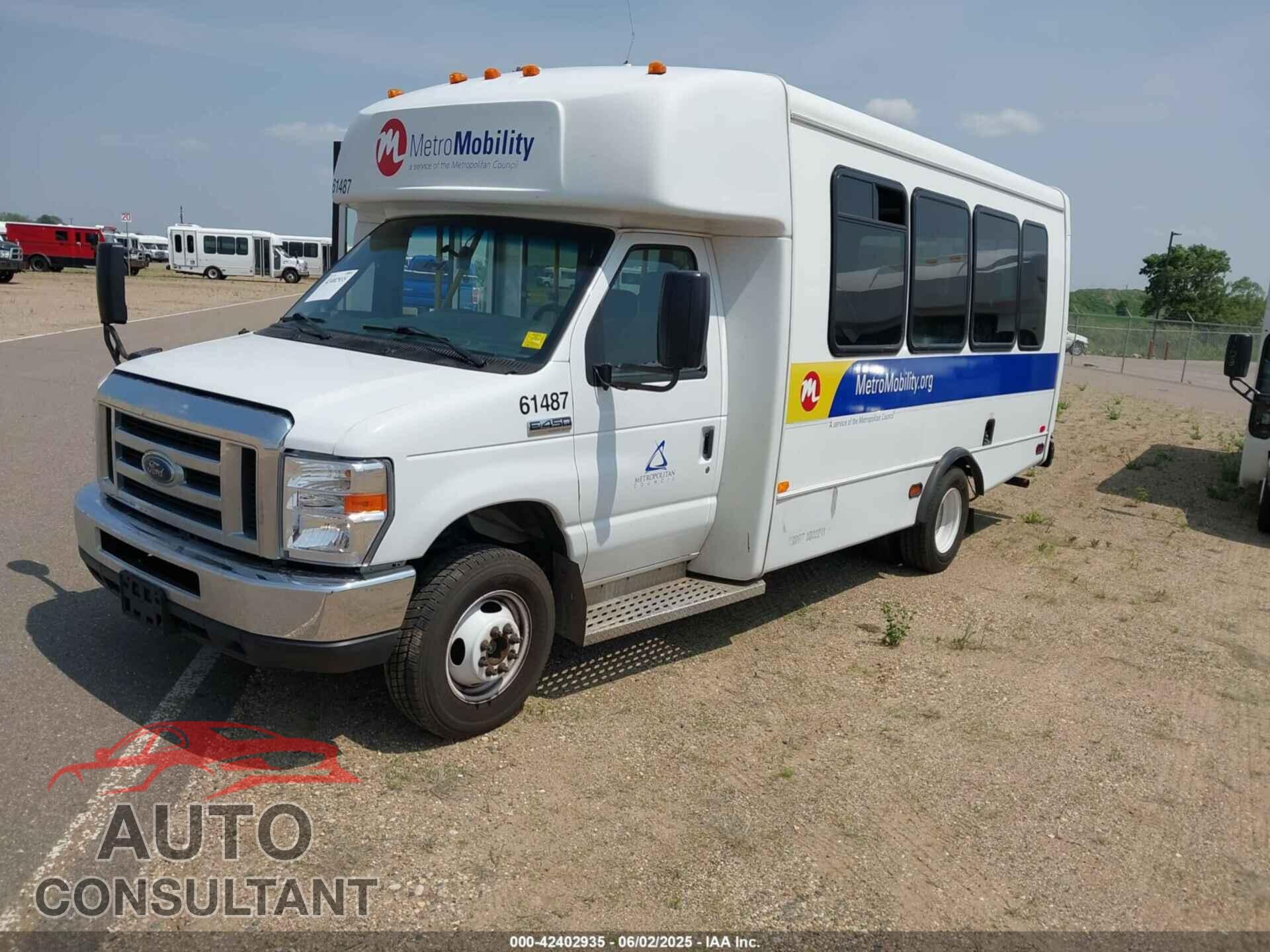 FORD E-450 CUTAWAY 2019 - 1FDFE4FS2KDC59656