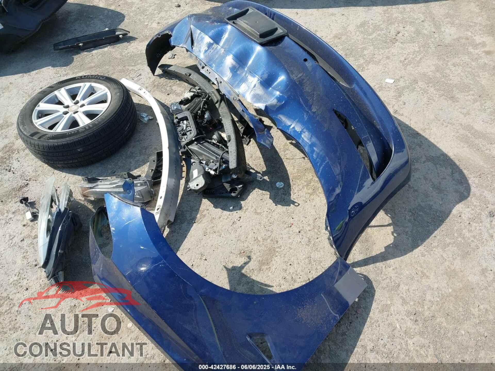 TESLA MODEL 3 2018 - 5YJ3E1EA0JF058957