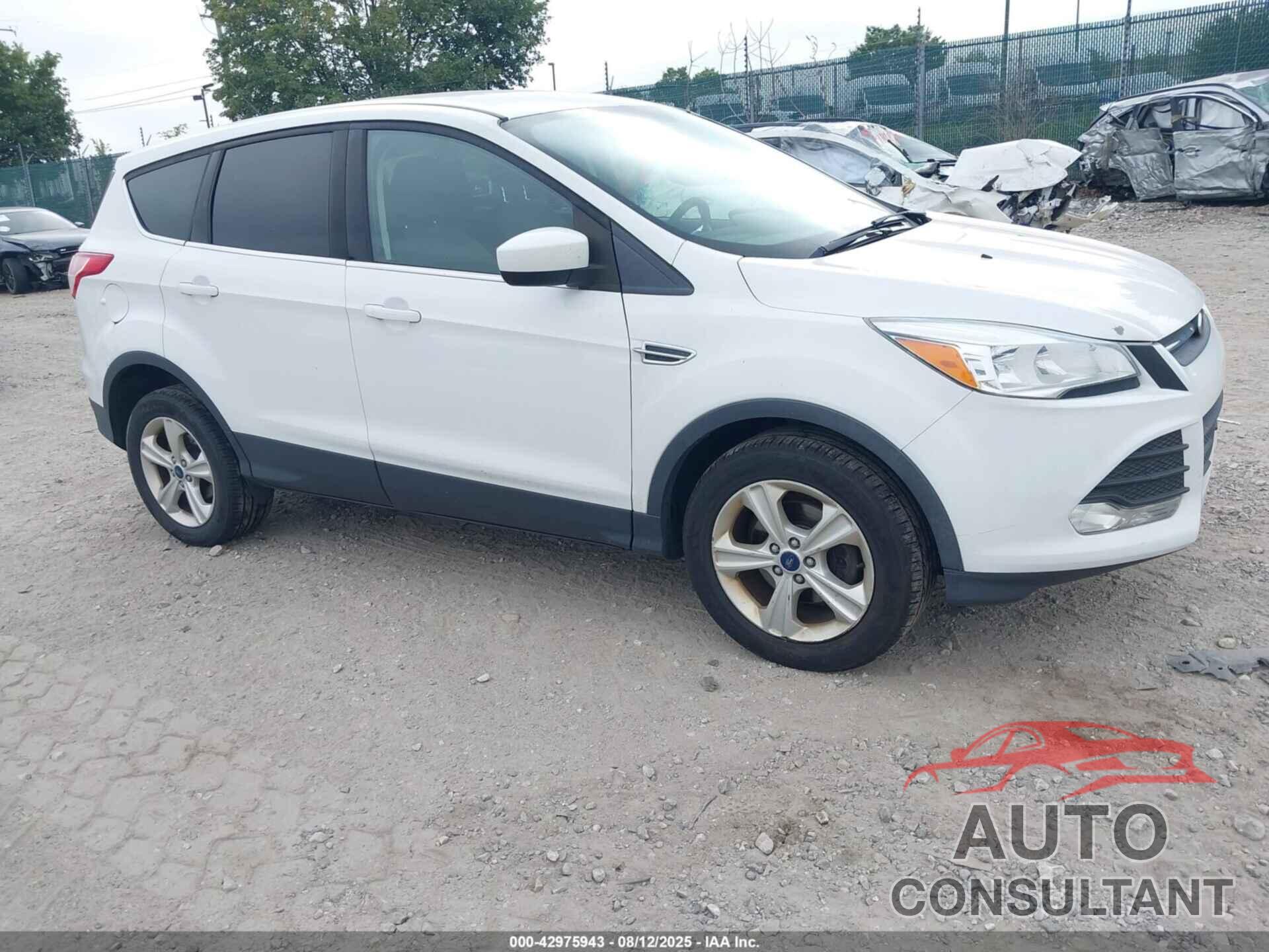 FORD ESCAPE 2016 - 1FMCU0G75GUC91825