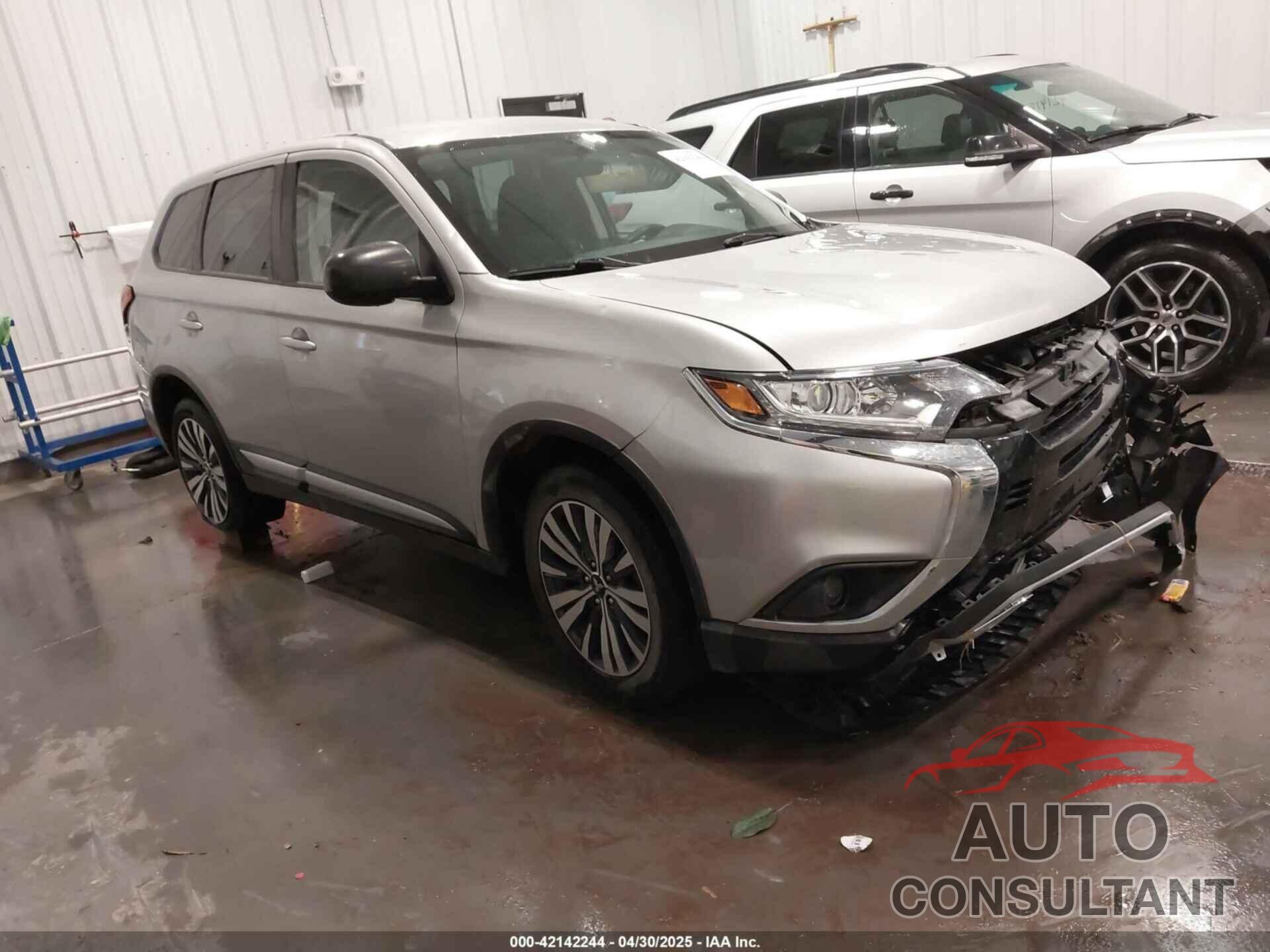 MITSUBISHI OUTLANDER 2020 - JA4AZ3A38LZ018227