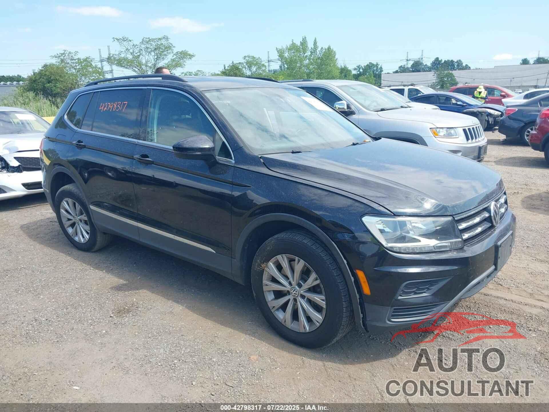 VOLKSWAGEN TIGUAN 2018 - 3VV3B7AXXJM082718
