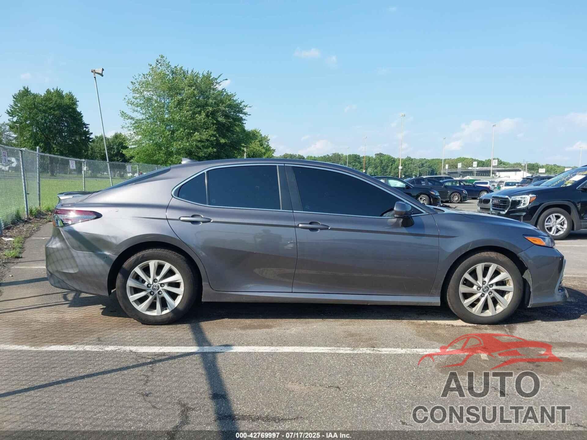 TOYOTA CAMRY 2023 - 4T1R11AKXPU736145