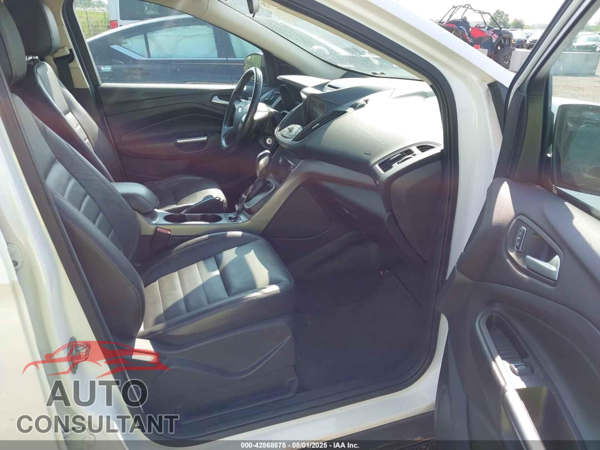 FORD ESCAPE 2014 - 1FMCU0GX3EUB43461