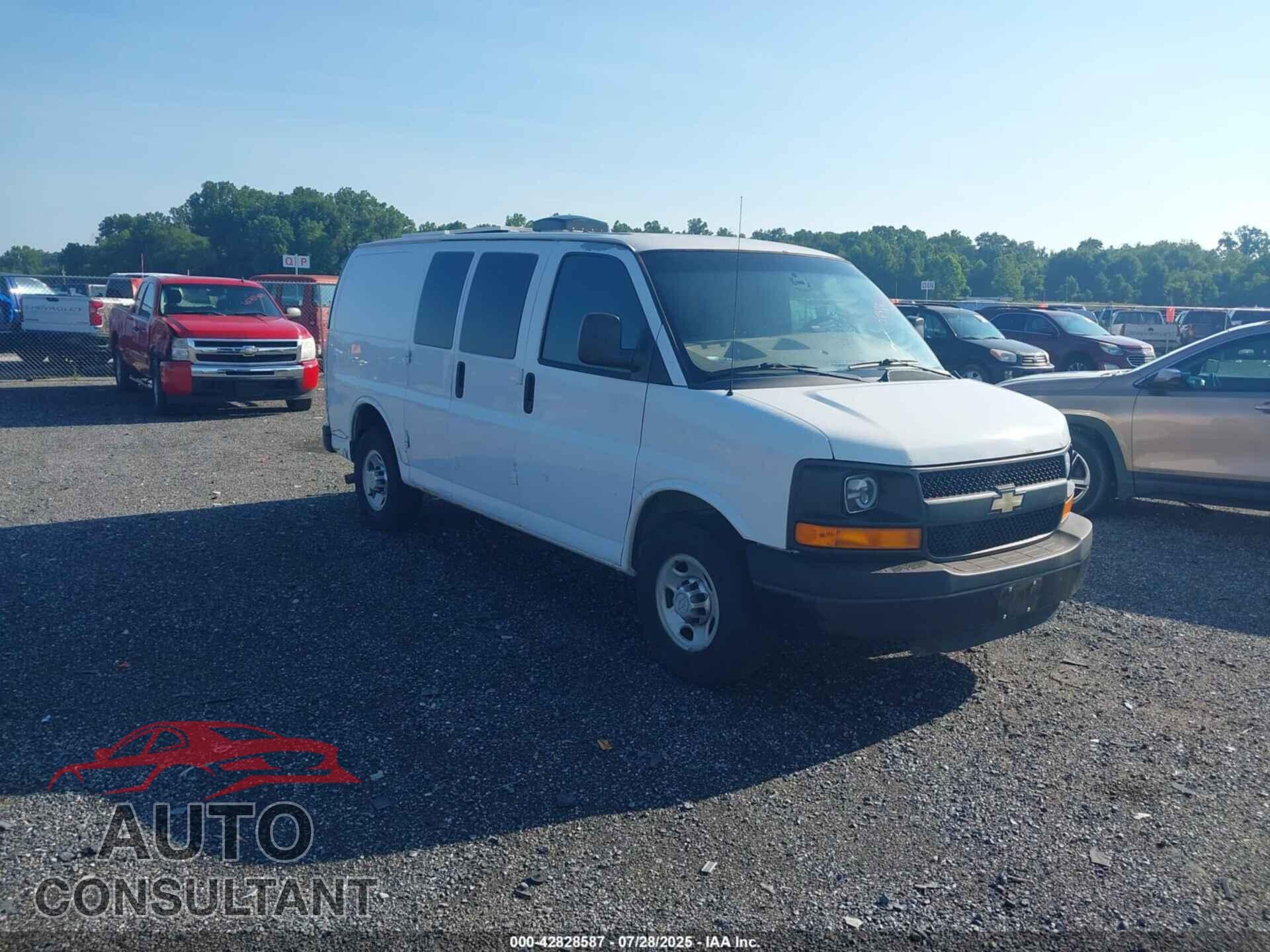 CHEVROLET EXPRESS 2500 2011 - 1GCWGFCB3B1123777