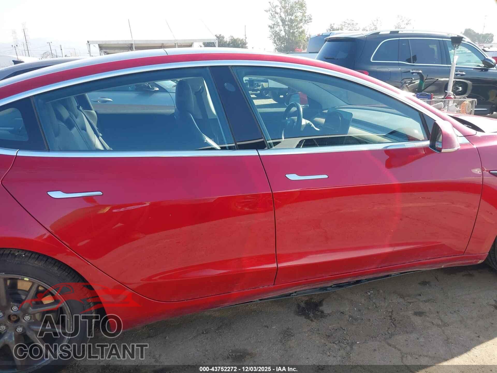 TESLA MODEL 3 2018 - 5YJ3E1EA5JF045962