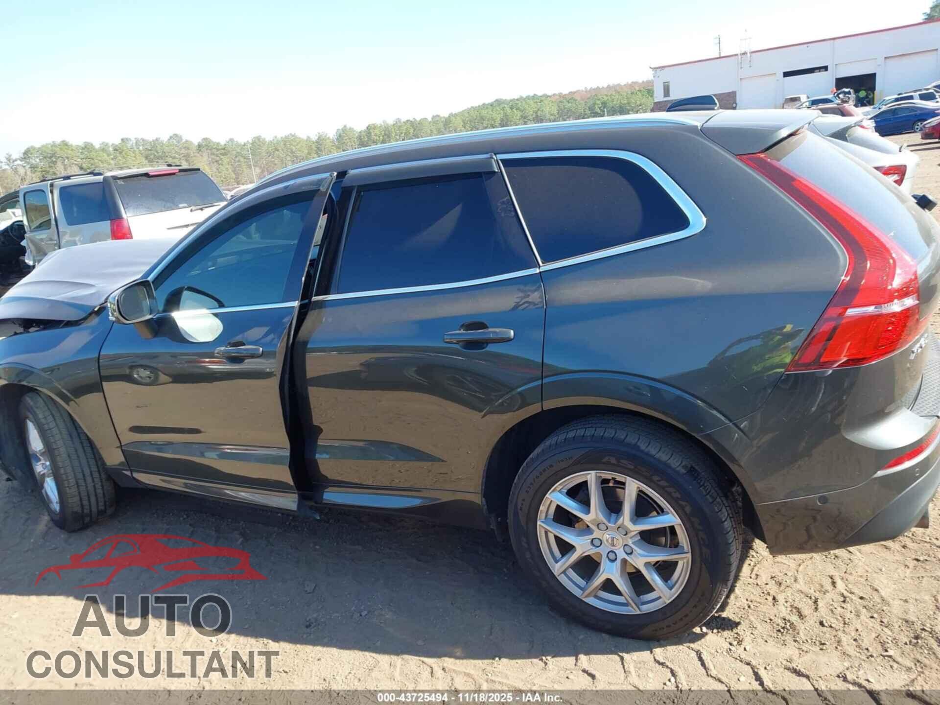 VOLVO XC60 2018 - YV4102RK7J1013731