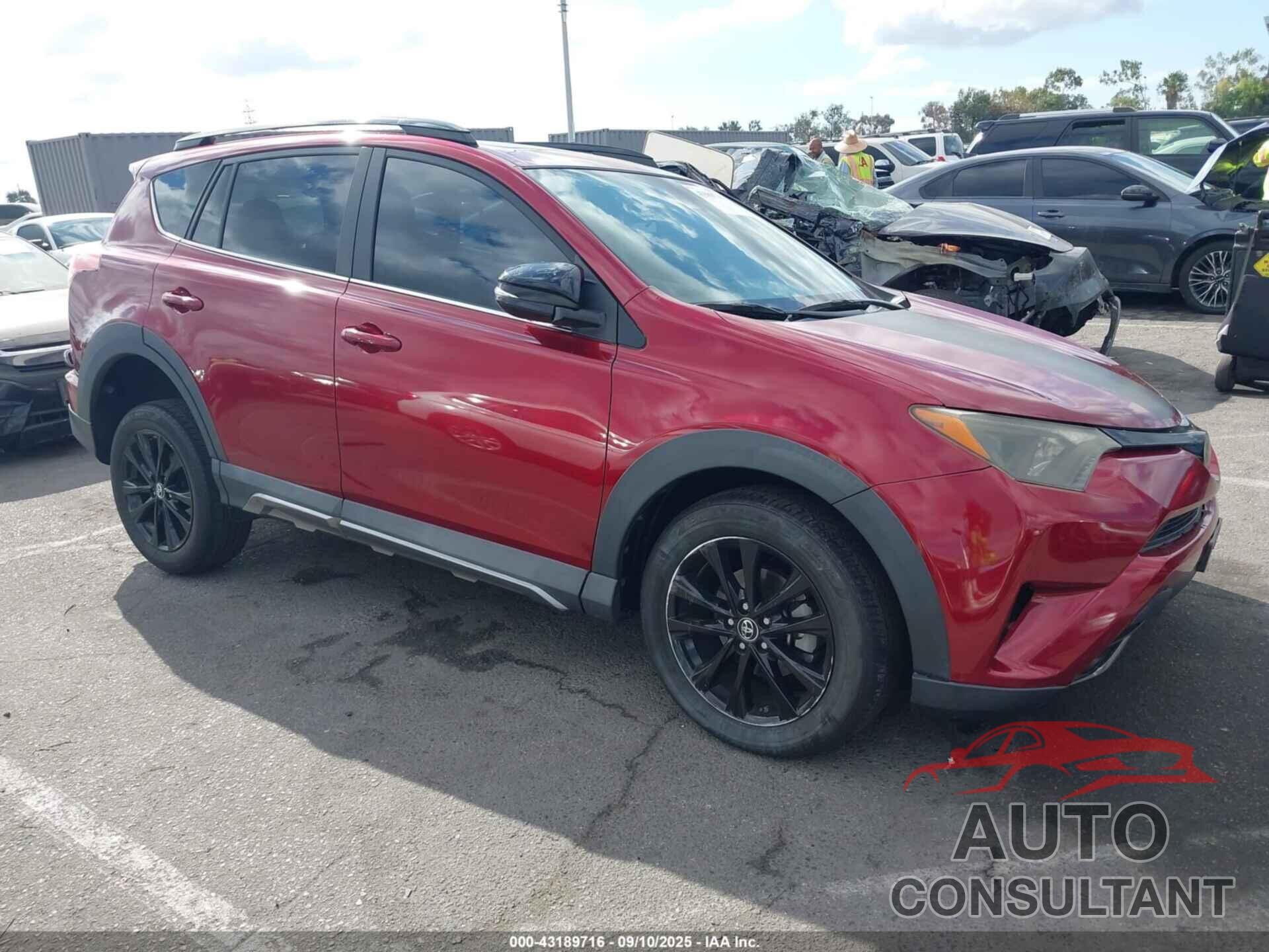 TOYOTA RAV4 2018 - 2T3RFREV6JW712489