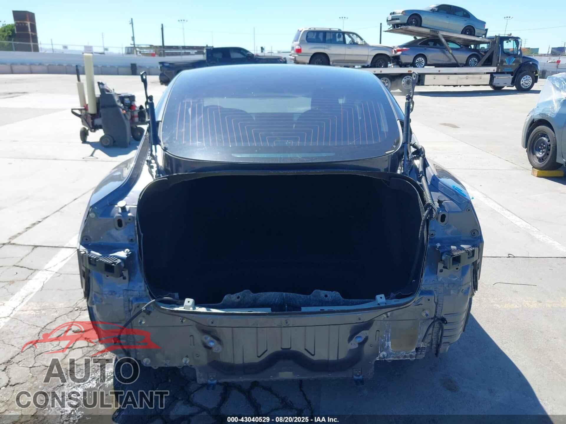 TESLA MODEL 3 2018 - 5YJ3E1EA2JF041982
