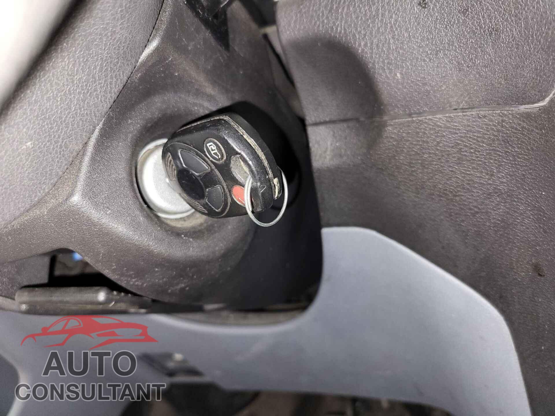 FORD TRANSIT 2019 - 1FTYR2CM6KKA23633