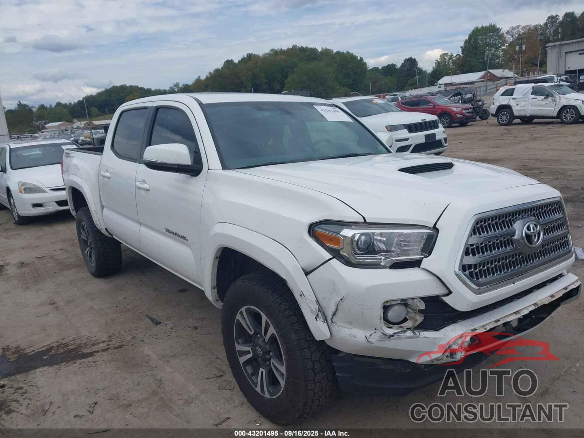 TOYOTA TACOMA 2017 - 5TFAZ5CNXHX032343