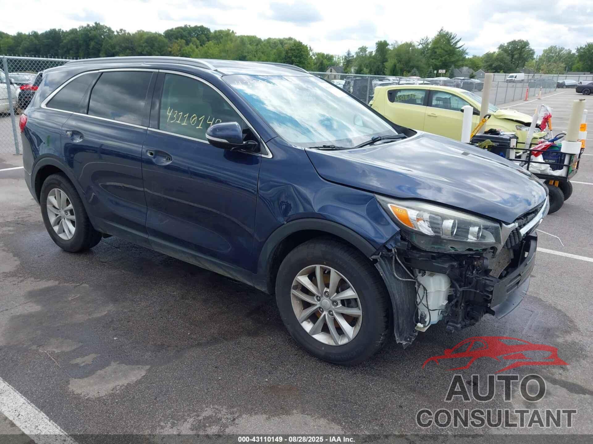 KIA SORENTO 2017 - 5XYPG4A30HG316630