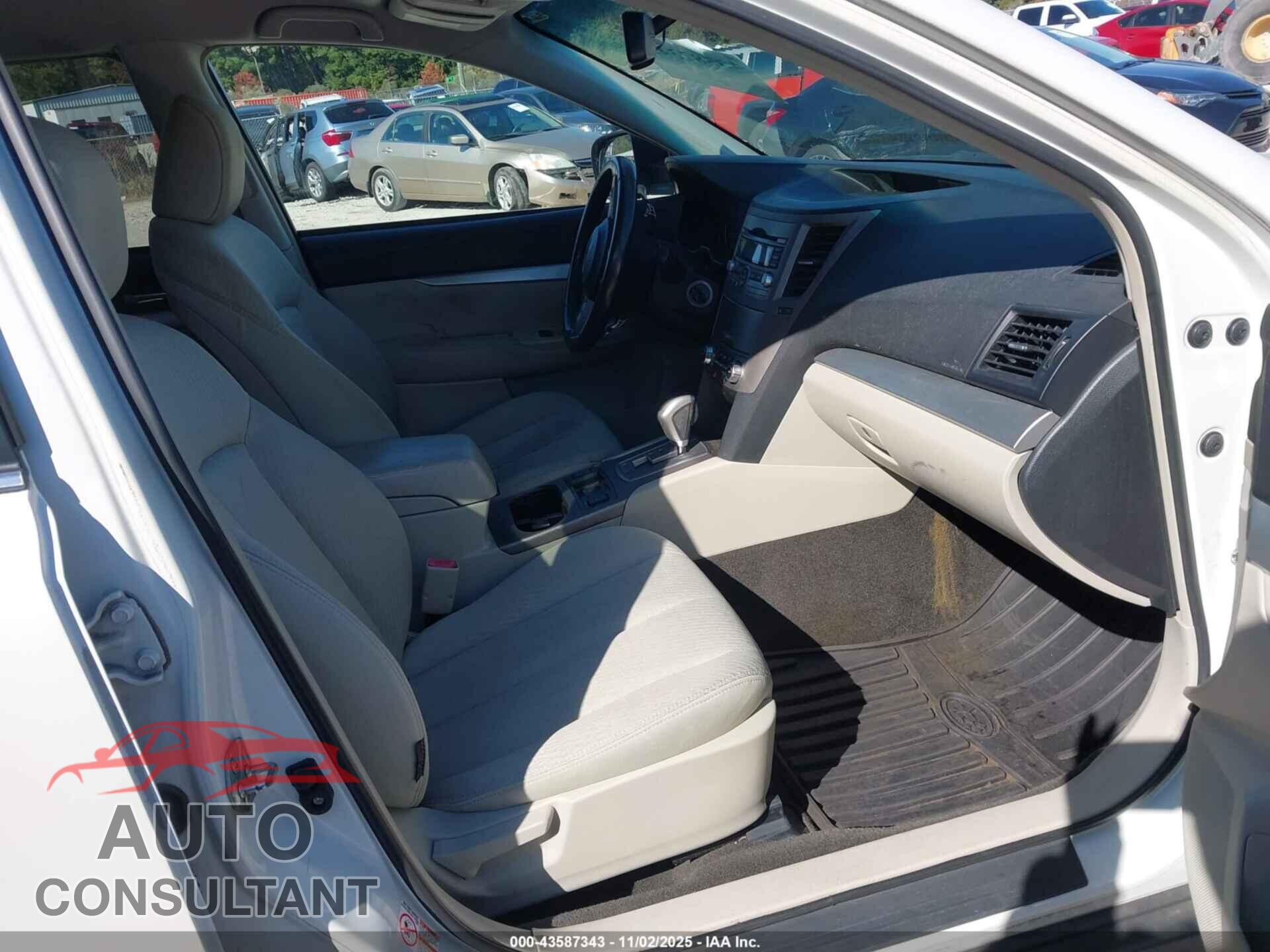 SUBARU OUTBACK 2011 - 4S4BRBCC2B3441030