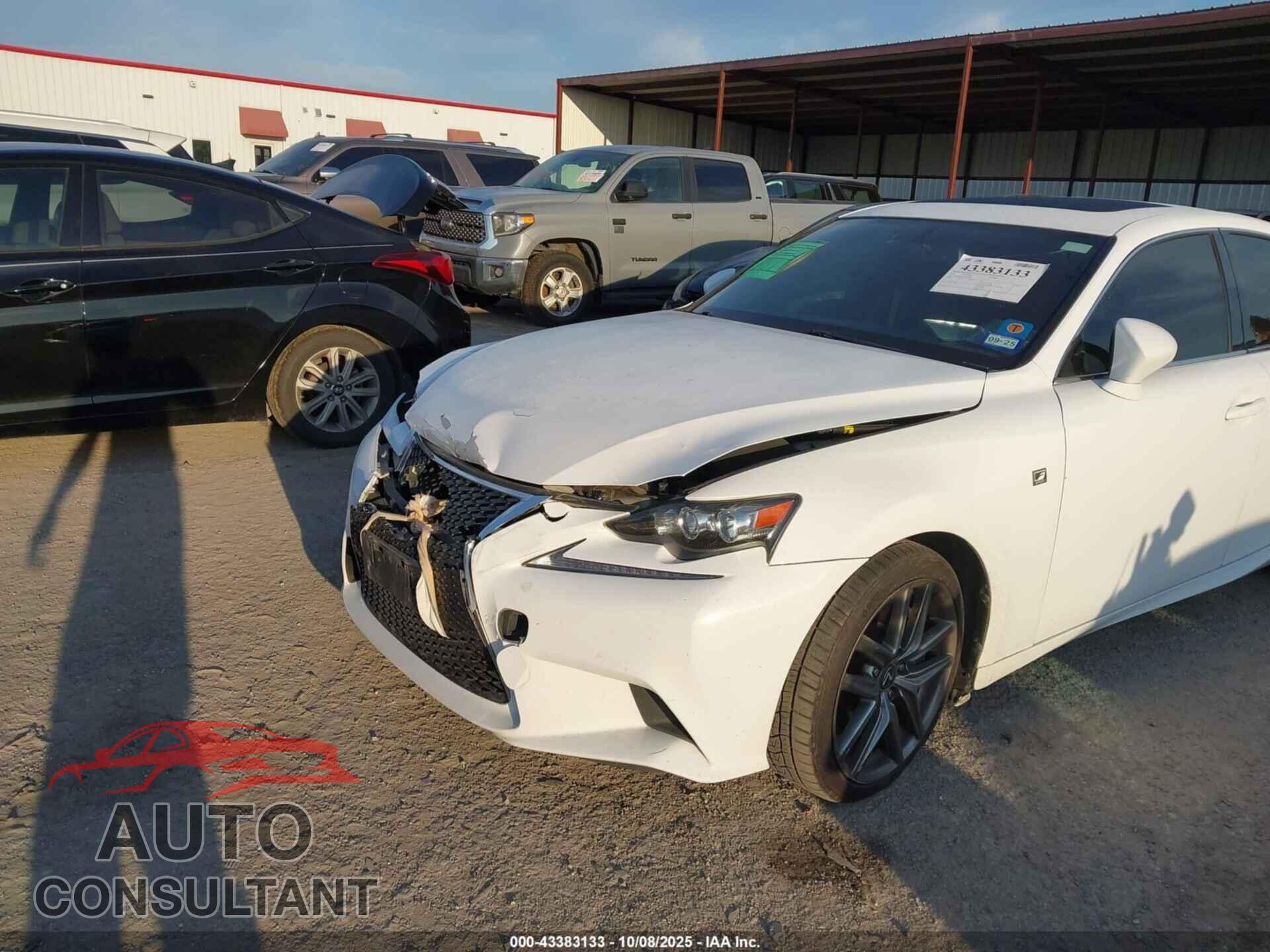 LEXUS IS 200T 2016 - JTHBA1D24G5035403