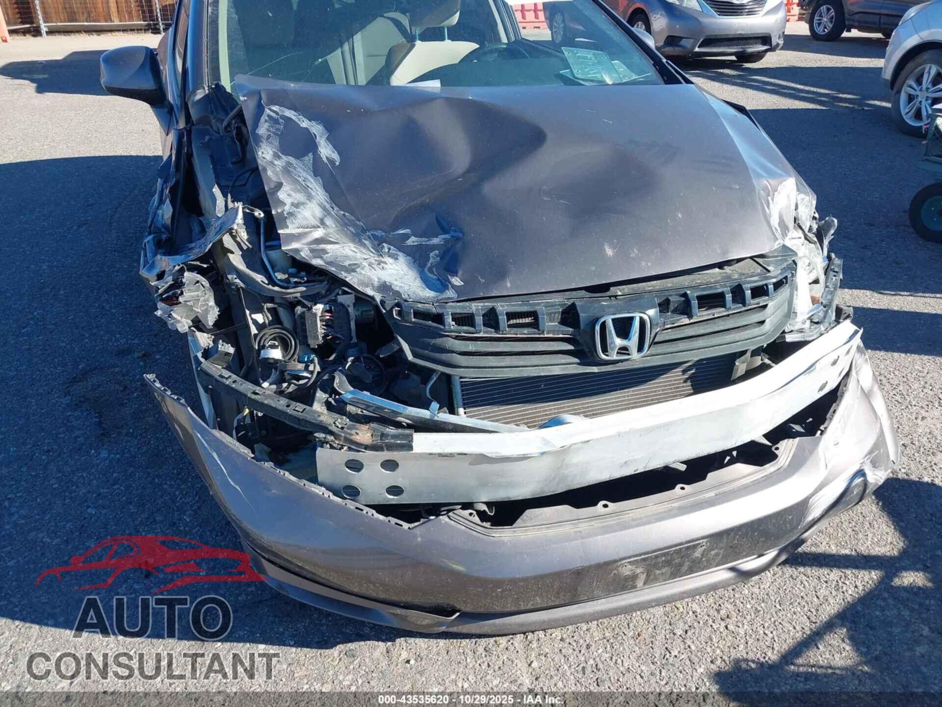 HONDA CIVIC 2012 - 2HGFB2F84CH521074