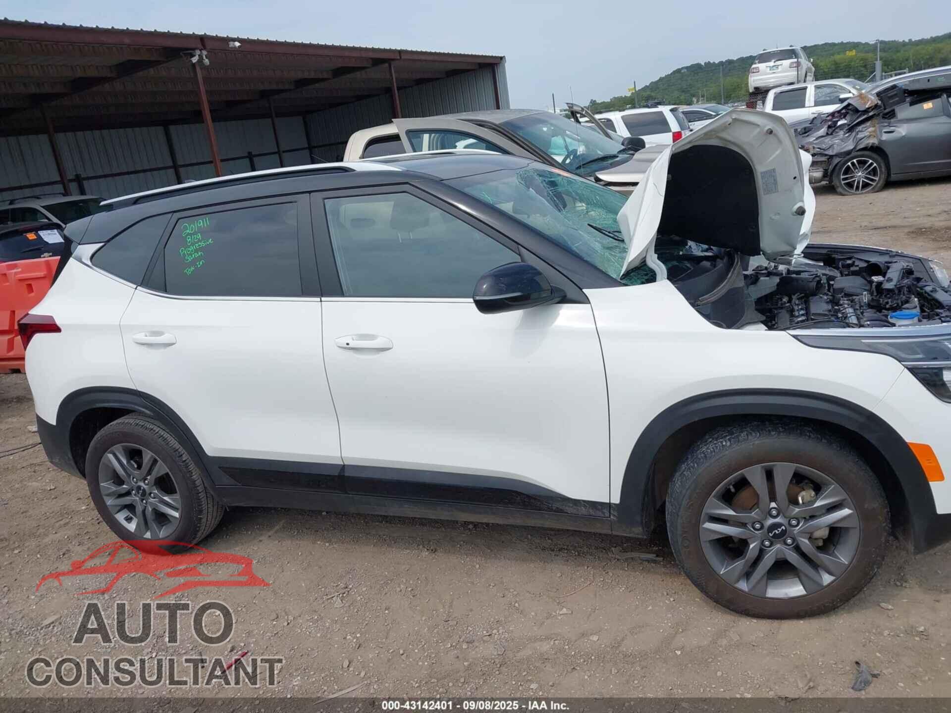 KIA SELTOS 2023 - KNDEU2AA5P7456087
