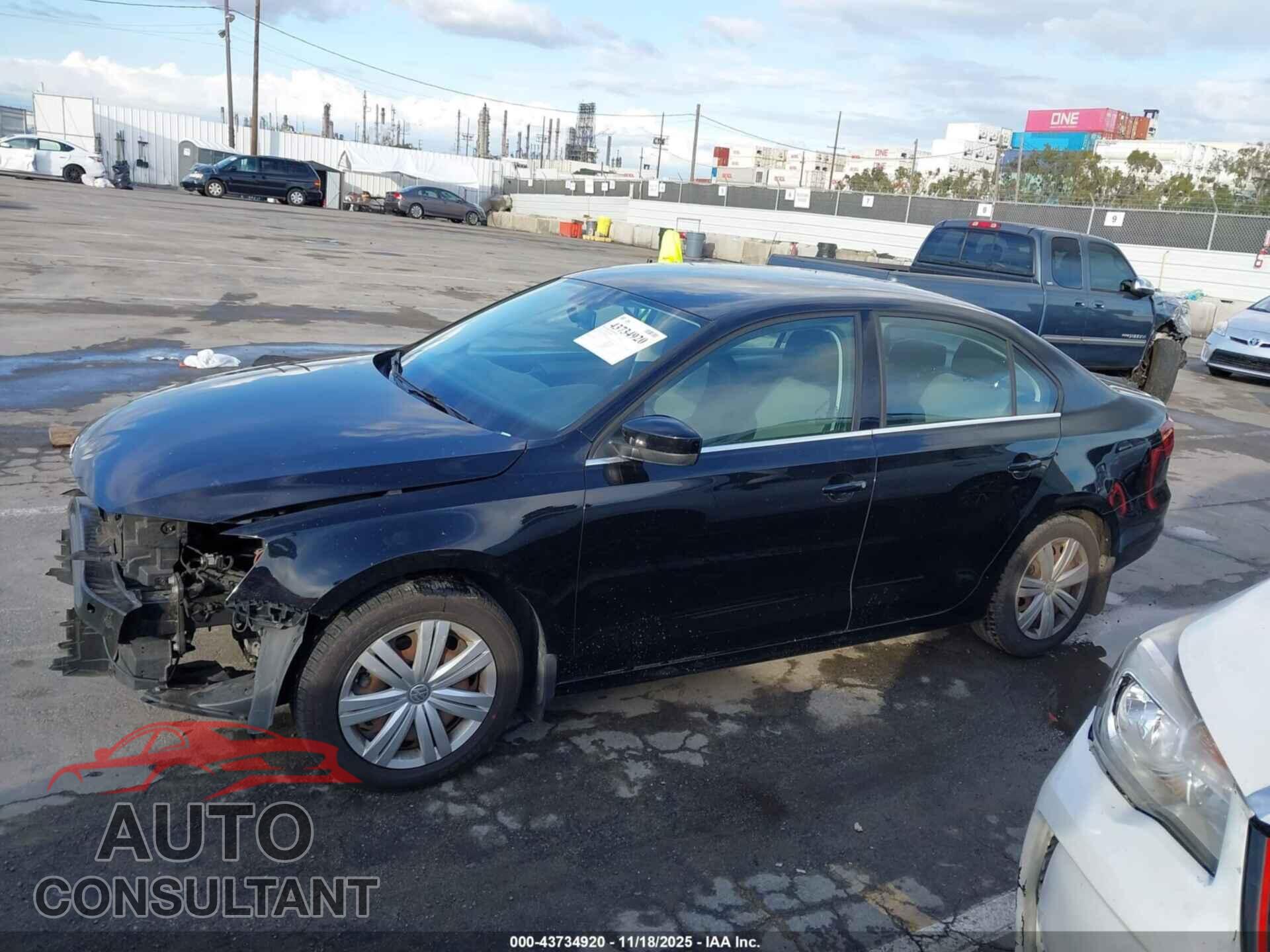 VOLKSWAGEN JETTA 2017 - 3VW2B7AJ0HM282228