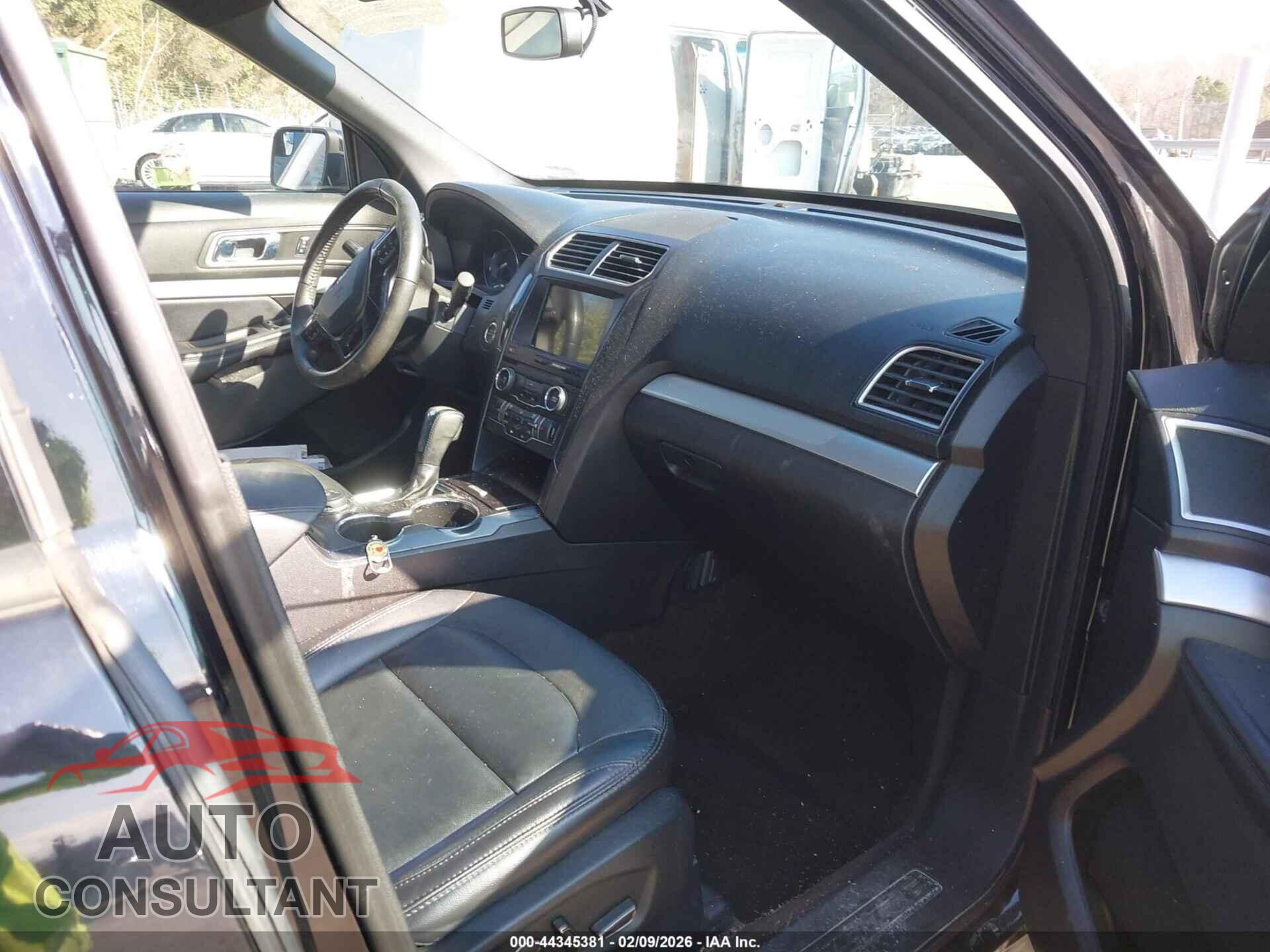 FORD EXPLORER 2017 - 1FM5K8D85HGE02285