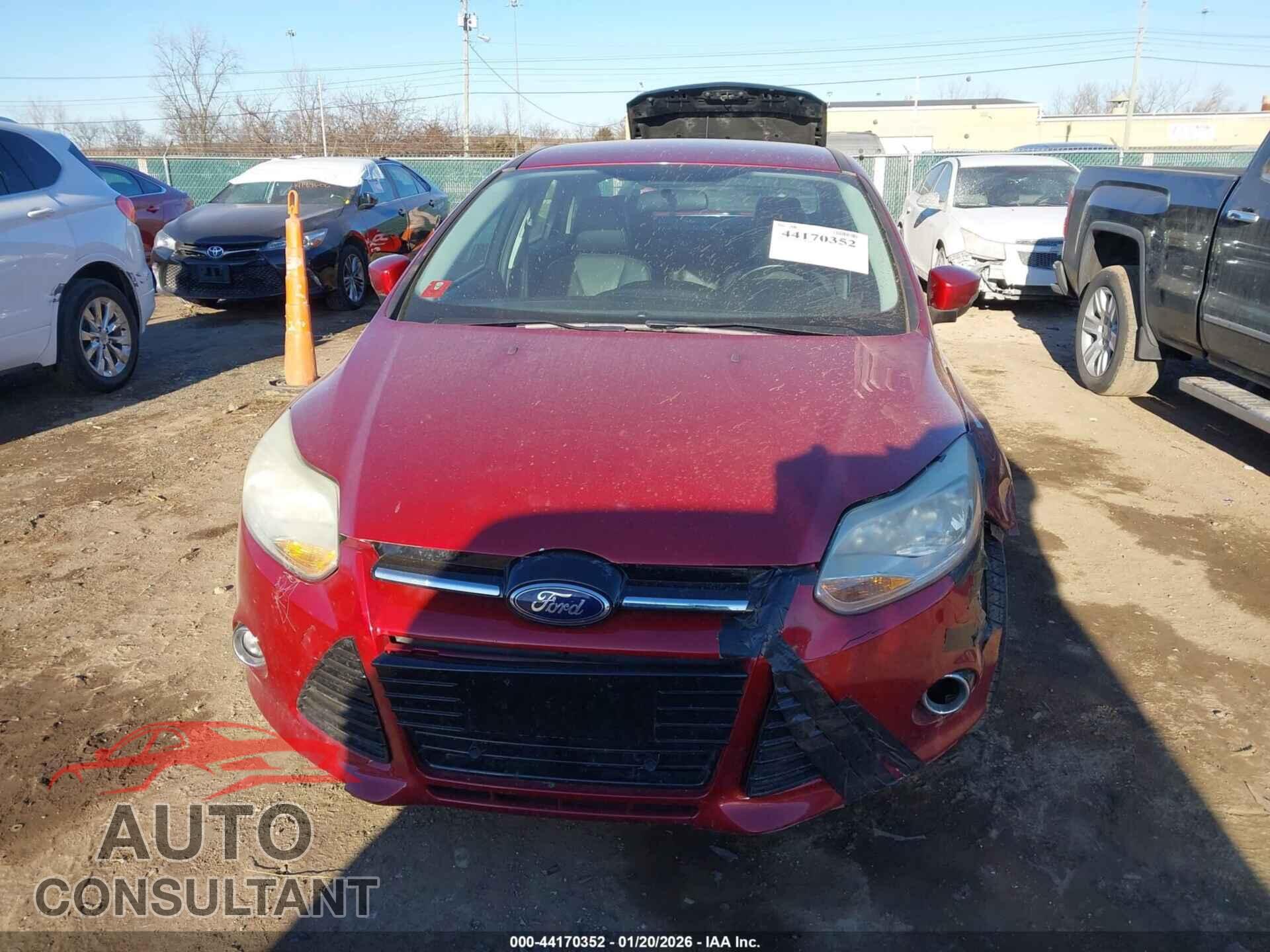 FORD FOCUS 2014 - 1FADP3J26EL241054