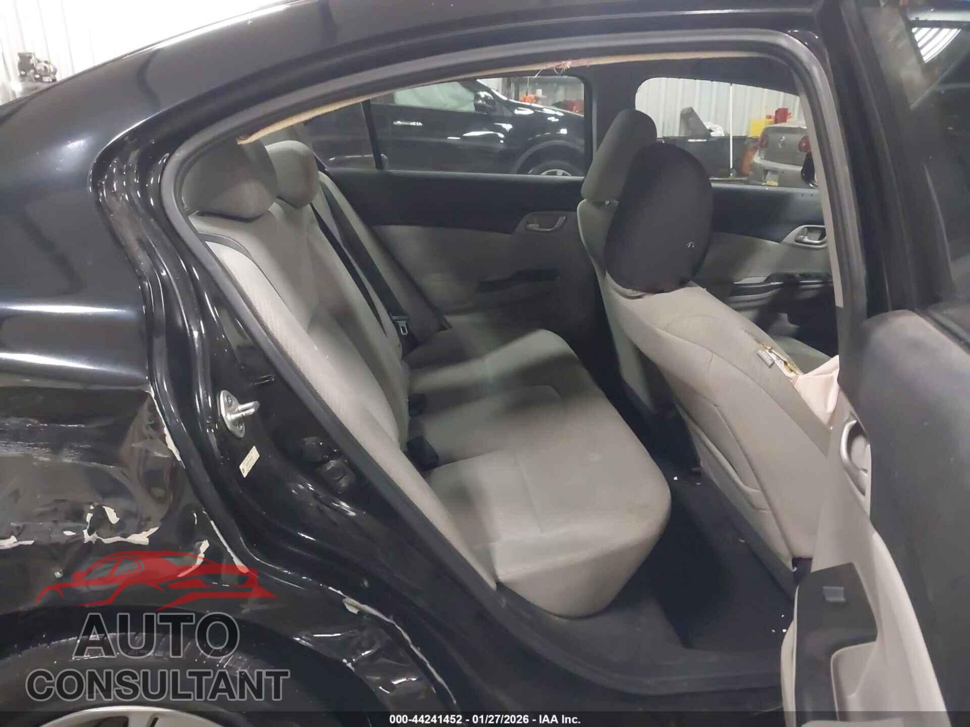 HONDA CIVIC 2013 - 2HGFB2F55DH553961