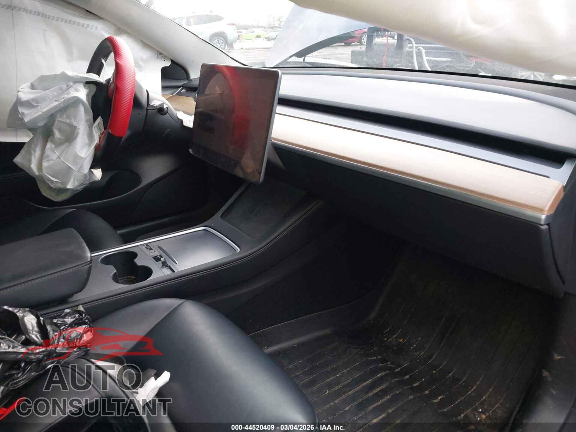 TESLA MODEL 3 2022 - 5YJ3E1EC2NF269729