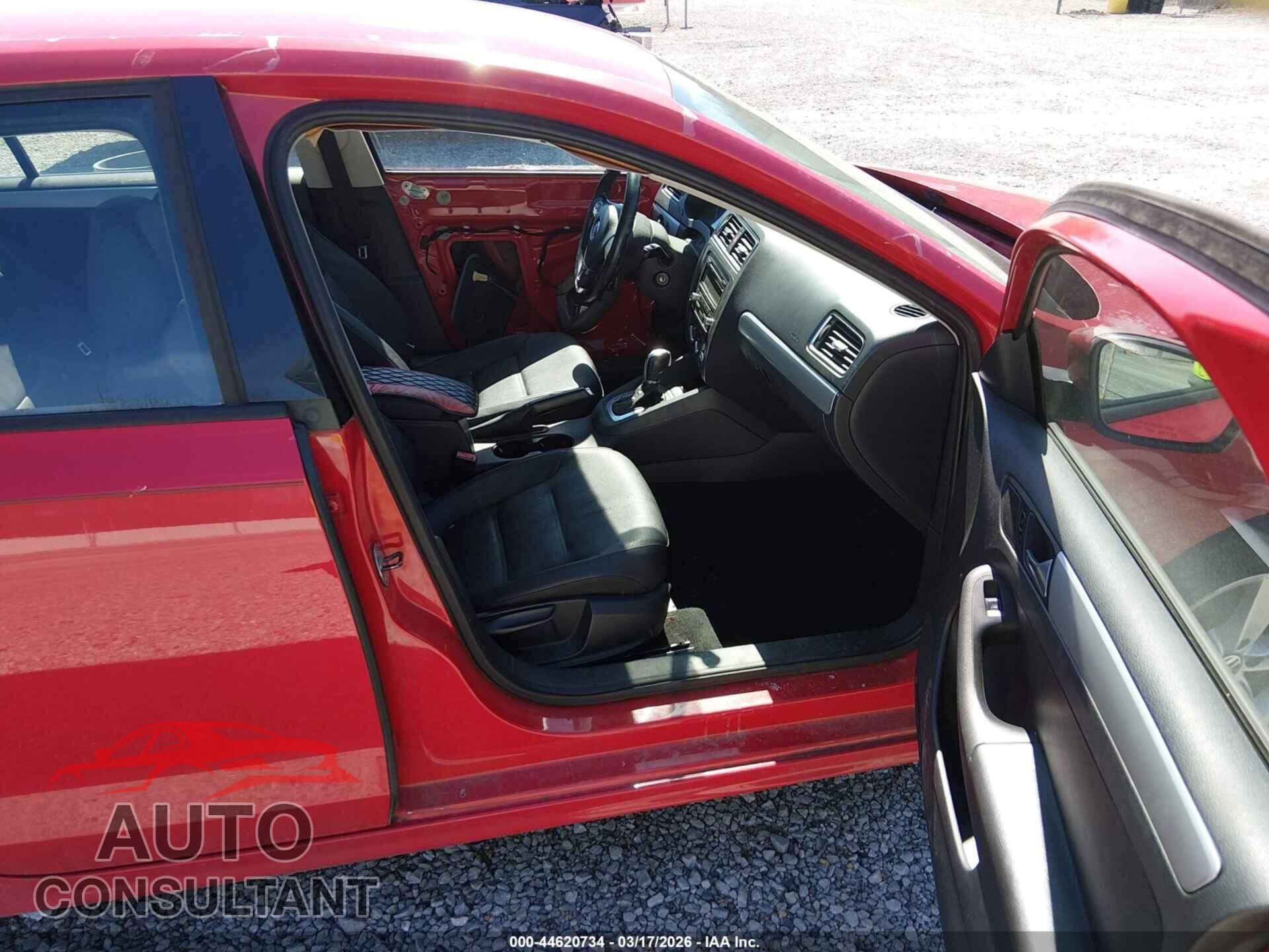 VOLKSWAGEN JETTA 2012 - 3VWLL7AJ7CM072123