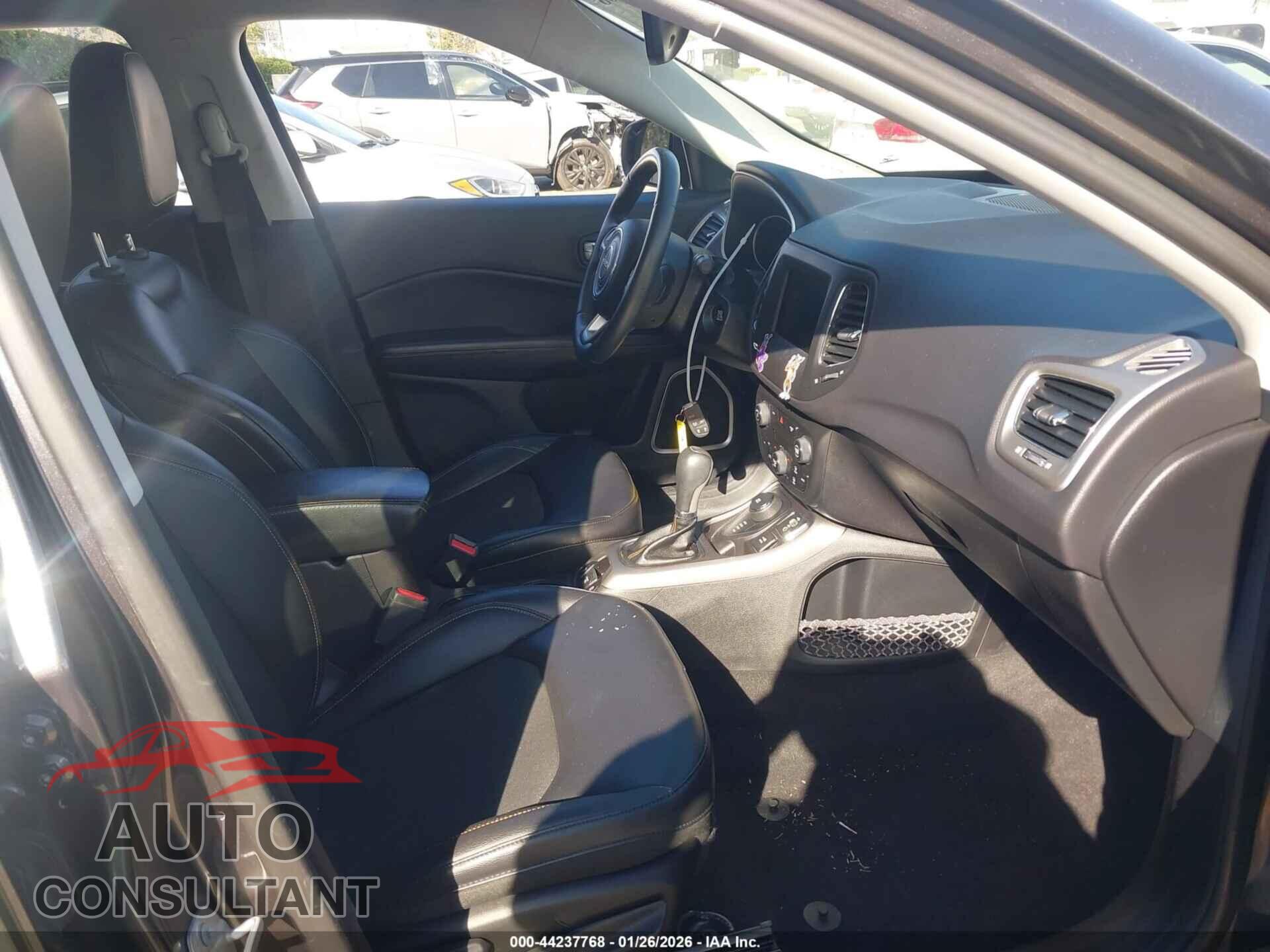 JEEP NEW COMPASS 2017 - 3C4NJDBB3HT664770