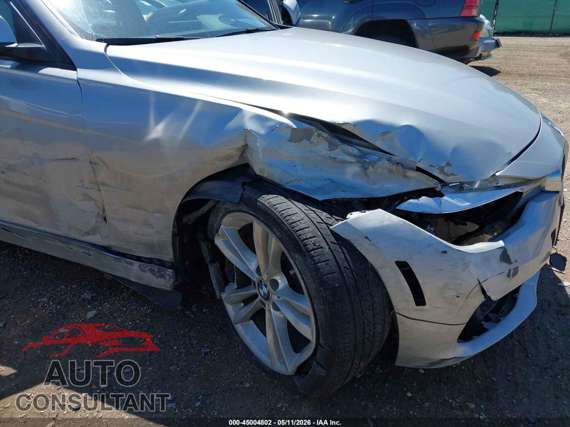 BMW 320I 2016 - WBA8A9C57GK618178