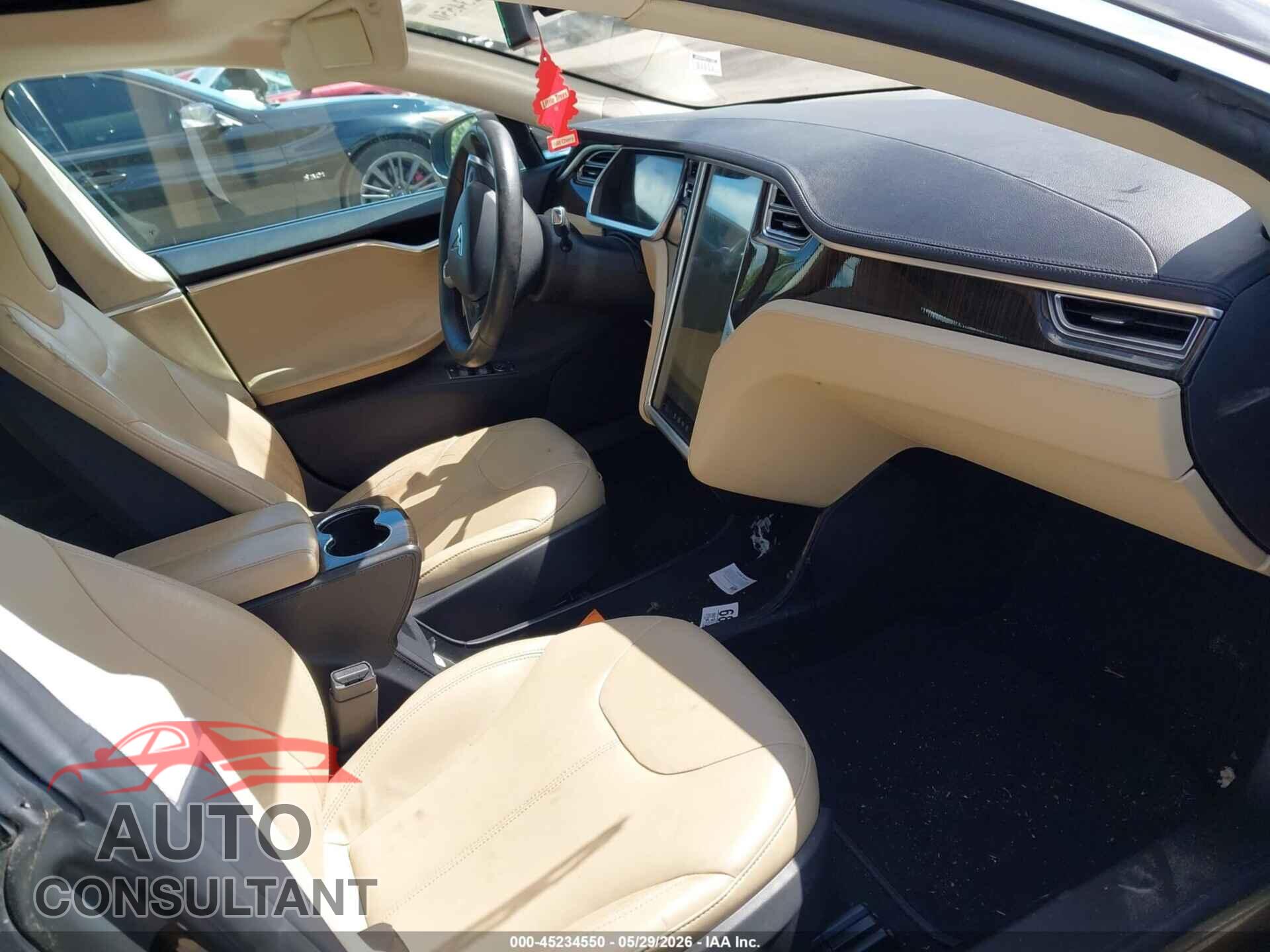 TESLA MODEL S 2013 - 5YJSA1DN6DFP11498