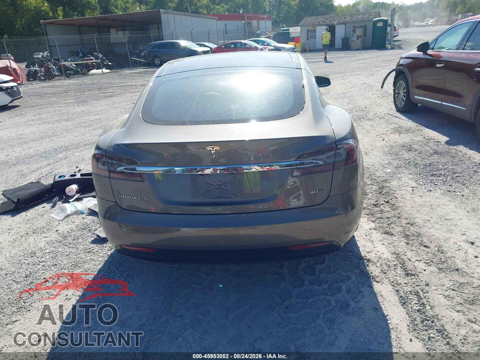 TESLA MODEL S 2016 - 5YJSA1E25GF144208