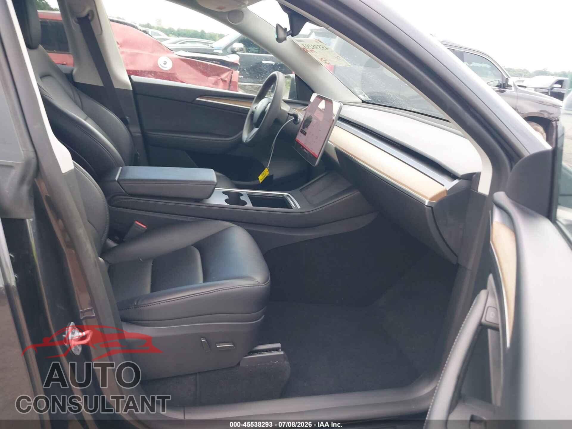 TESLA MODEL Y 2024 - 7SAYGDED1RF123809