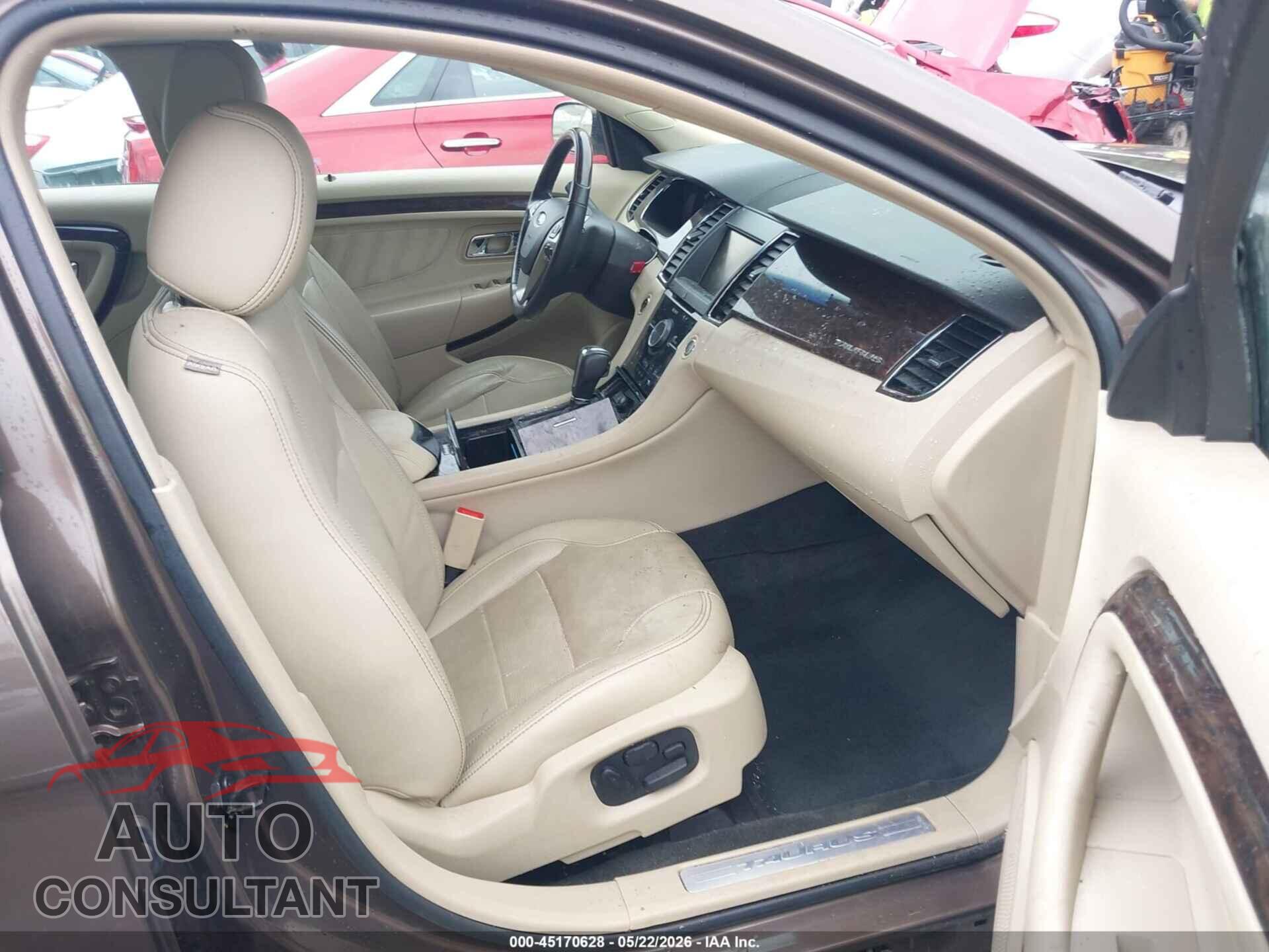 FORD TAURUS 2015 - 1FAHP2J80FG106923