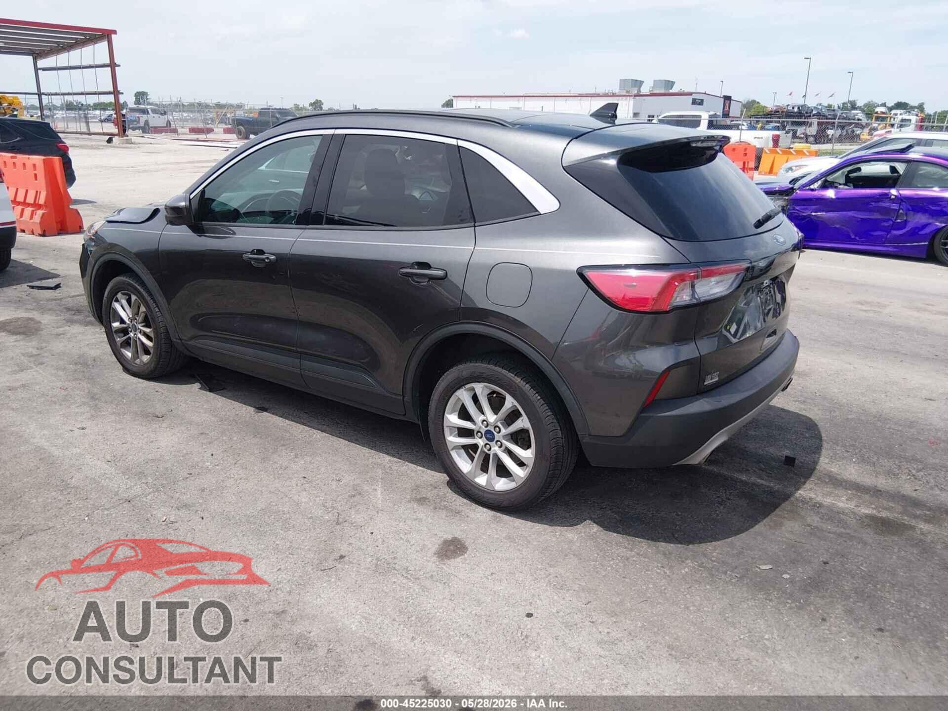 FORD ESCAPE 2020 - 1FMCU9G64LUA33107
