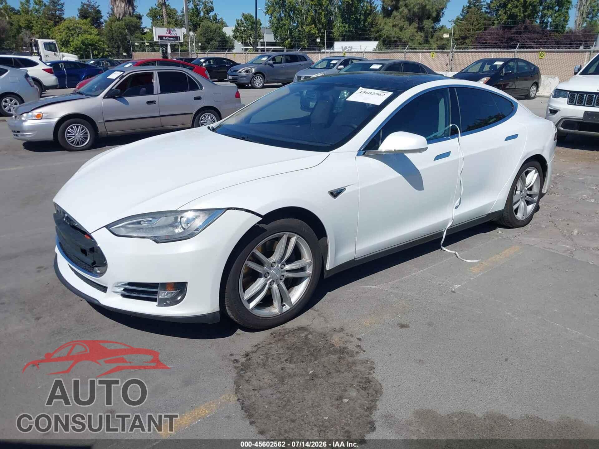 TESLA MODEL S 2013 - 5YJSA1AG1DFP04870