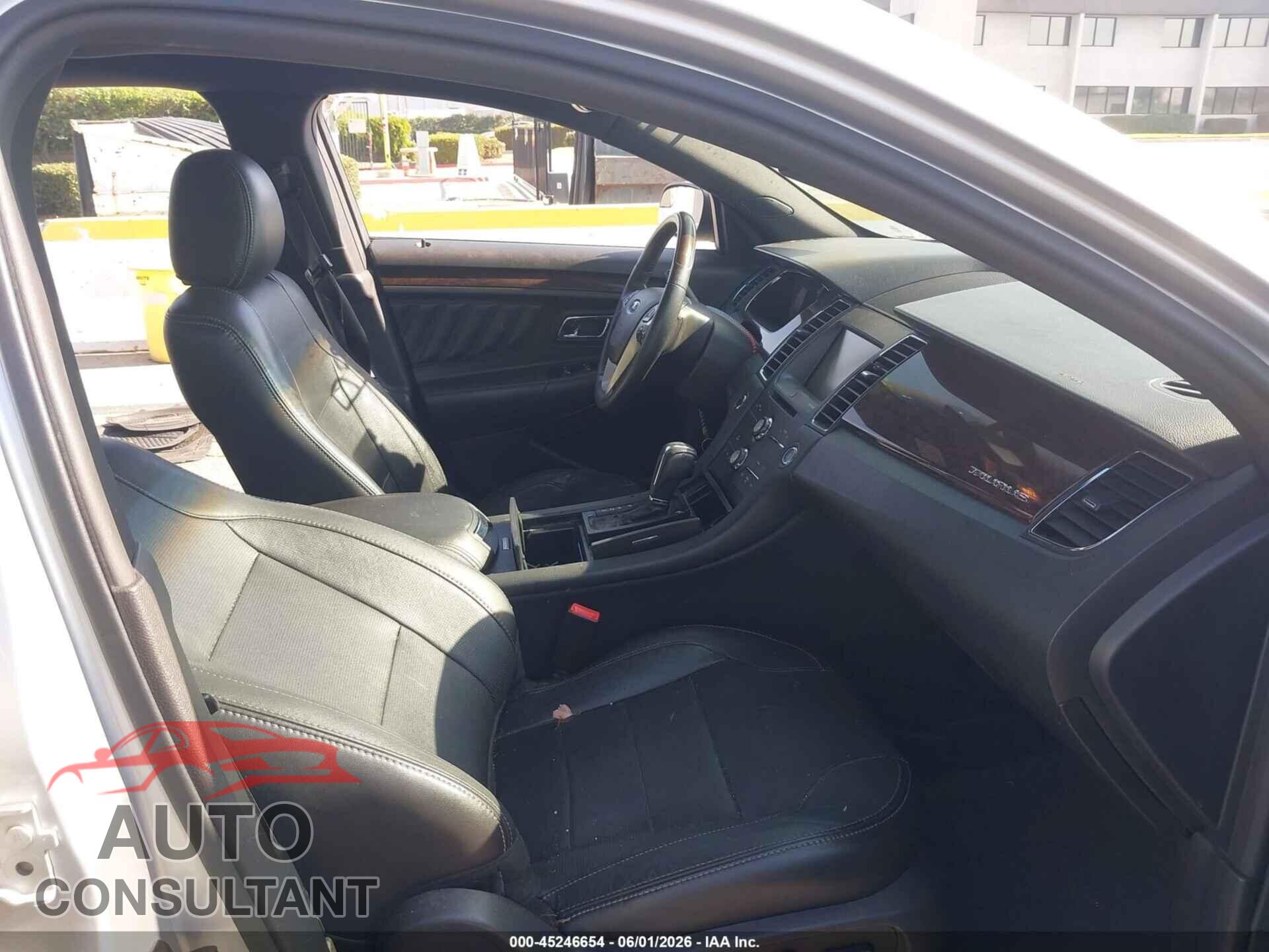 FORD TAURUS 2015 - 1FAHP2F85FG144530