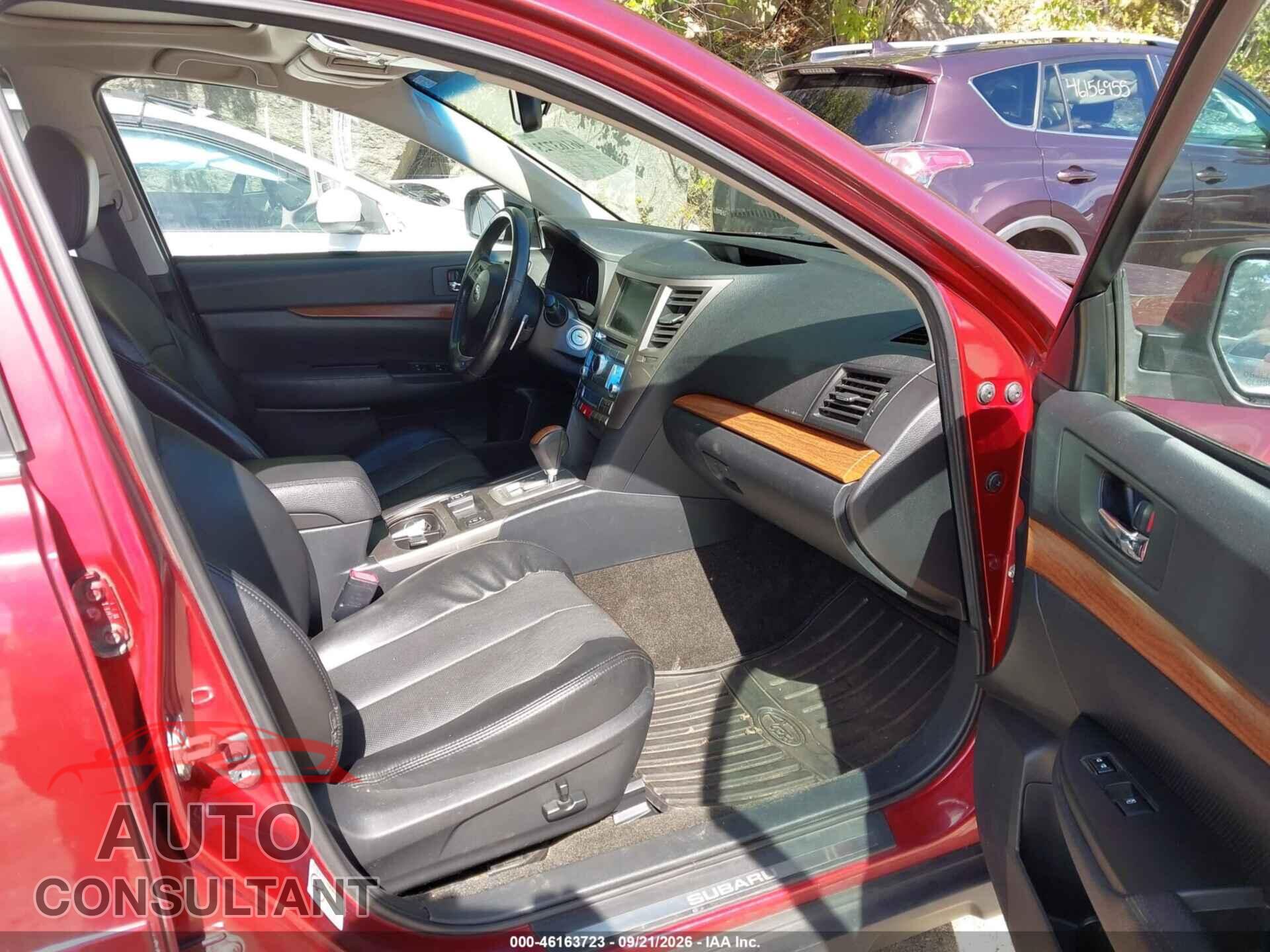 SUBARU OUTBACK 2014 - 4S4BRBMCXE3256789