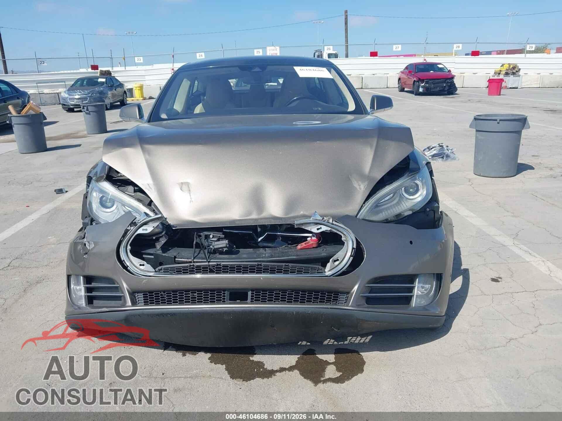 TESLA MODEL S 2015 - 5YJSA1H2XFF098756