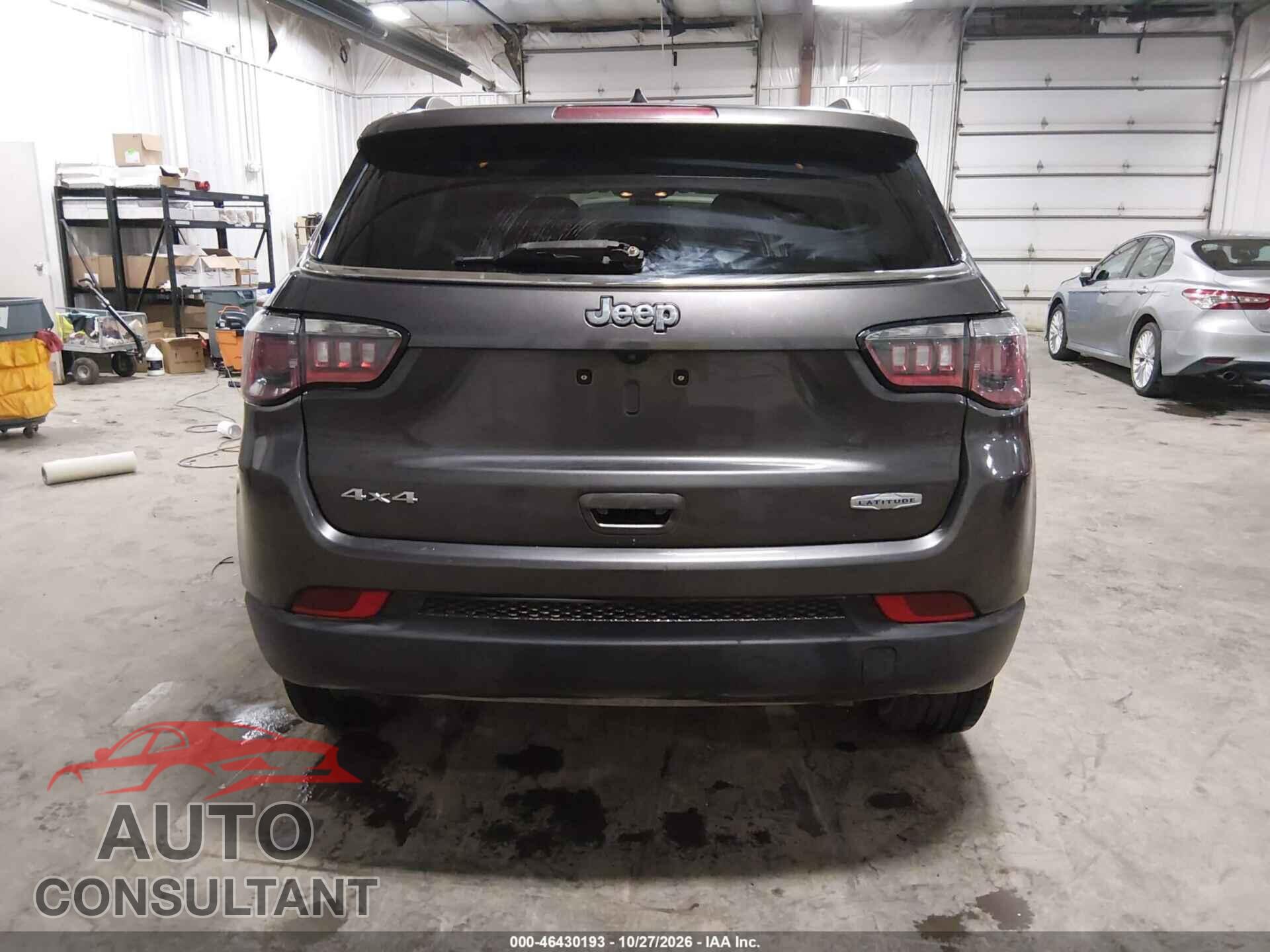 JEEP COMPASS 2018 - 3C4NJDBB3JT435530