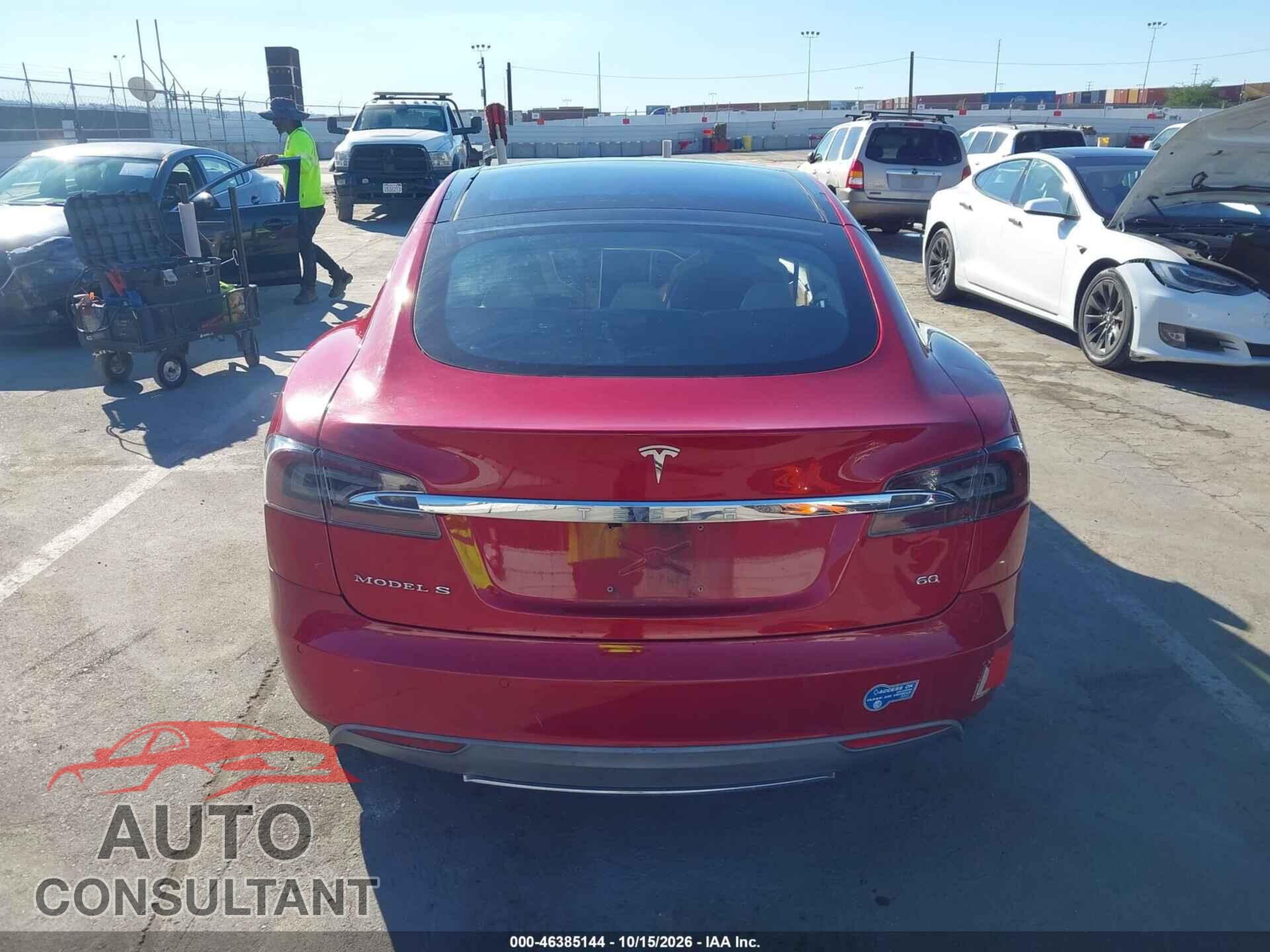 TESLA MODEL S 2014 - 5YJSA1S10EFP49911