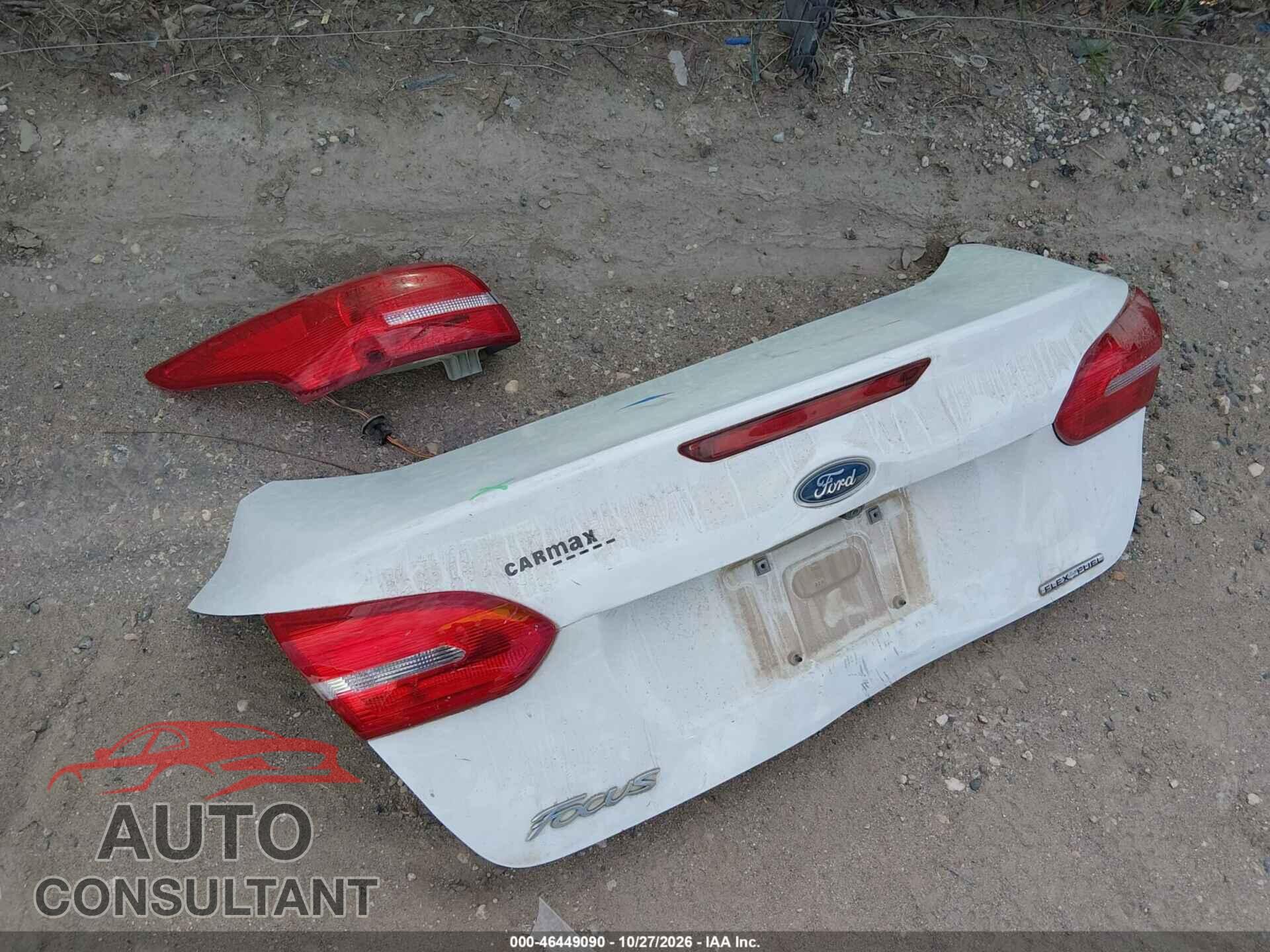 FORD FOCUS 2016 - 1FADP3E24GL288886