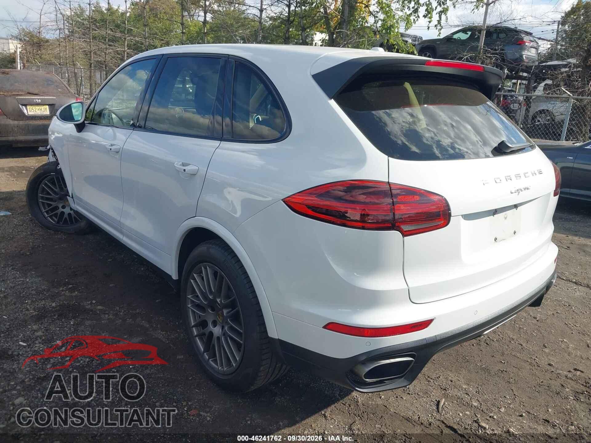 PORSCHE CAYENNE 2017 - WP1AA2A28HKA83561