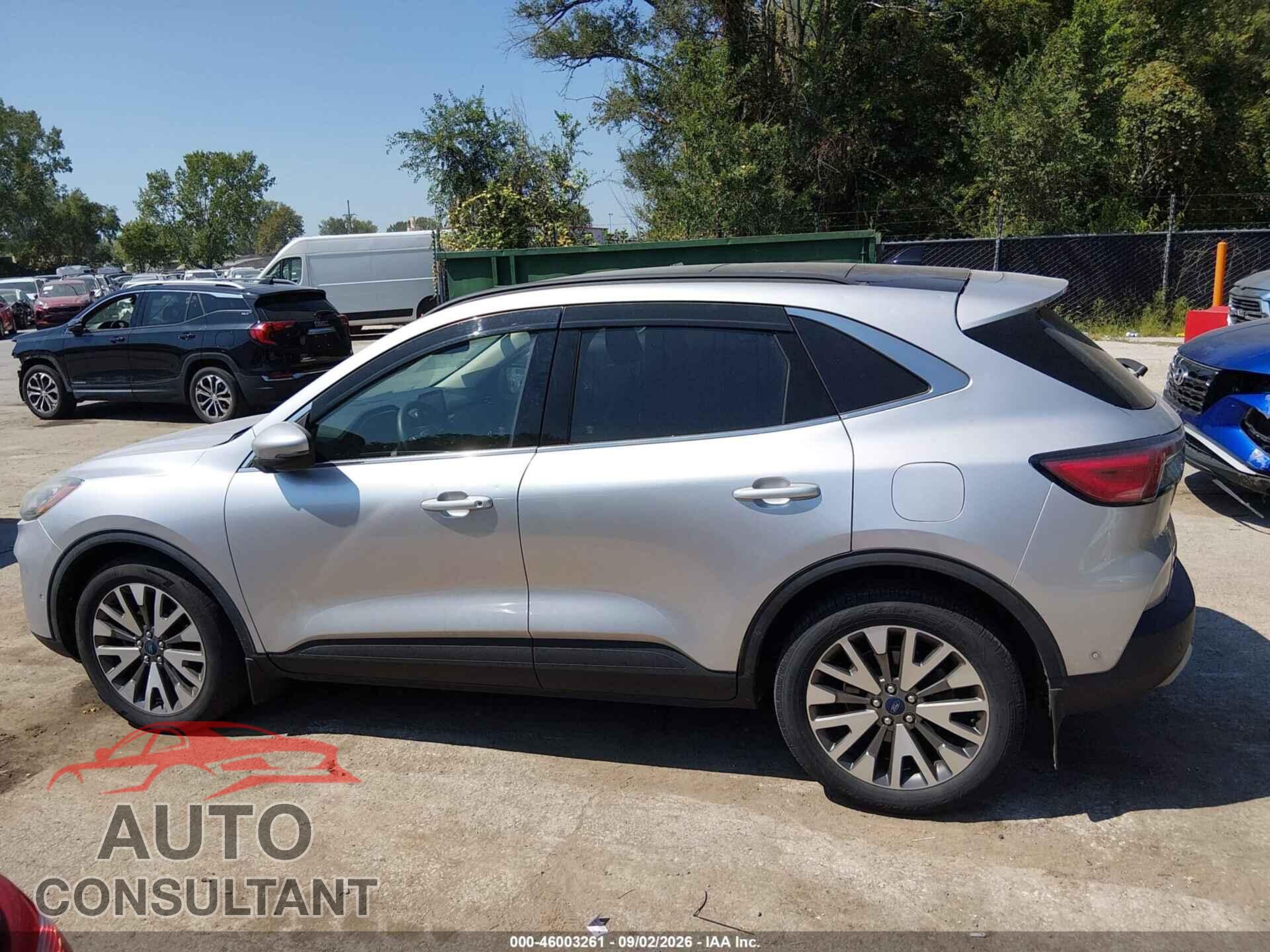 FORD ESCAPE 2020 - 1FMCU9J93LUA77036