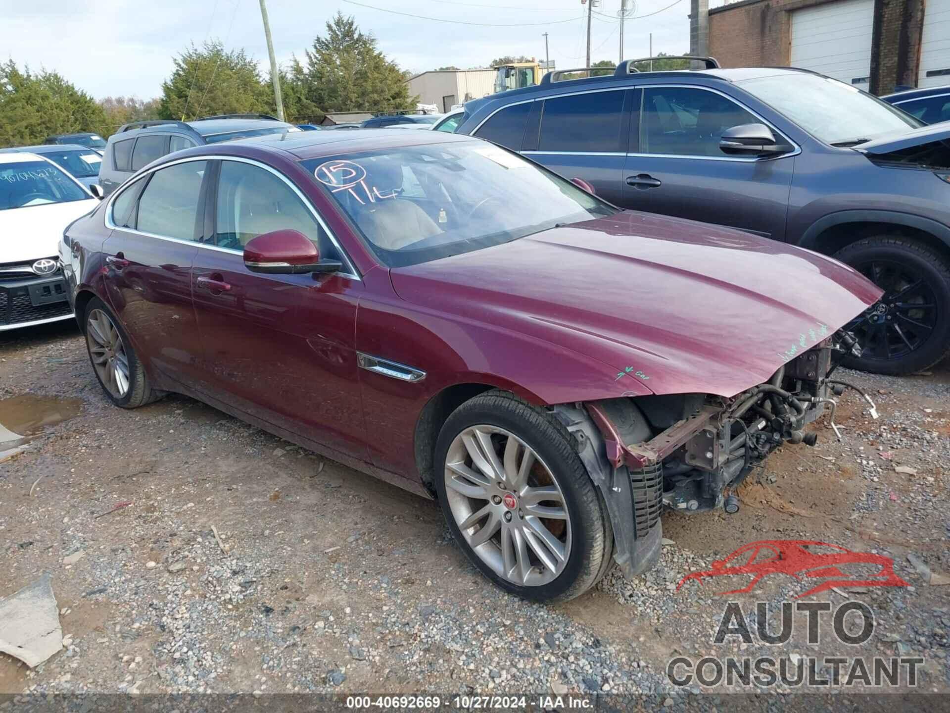 JAGUAR XF 2016 - SAJBE4BV7GCY11587